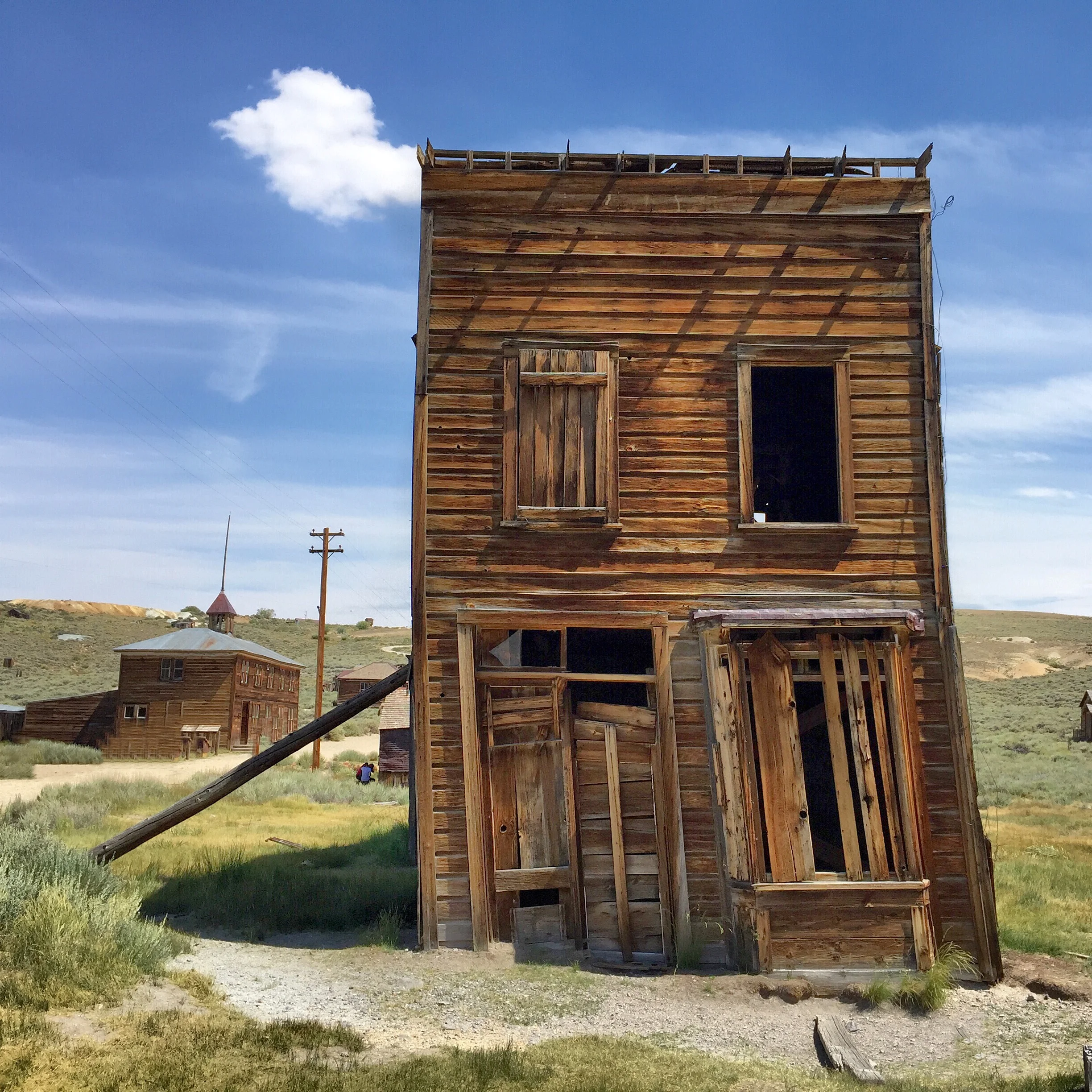 This ole house; (cc) by-nc Chris Feichtner