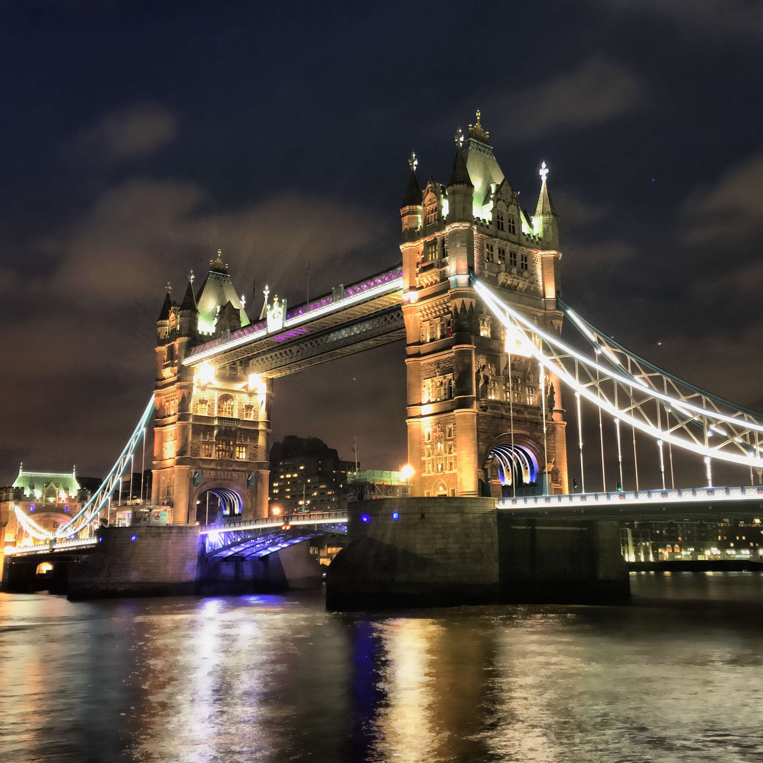 Tower Bridge in London photographed using ProCamera with Low Light Mode