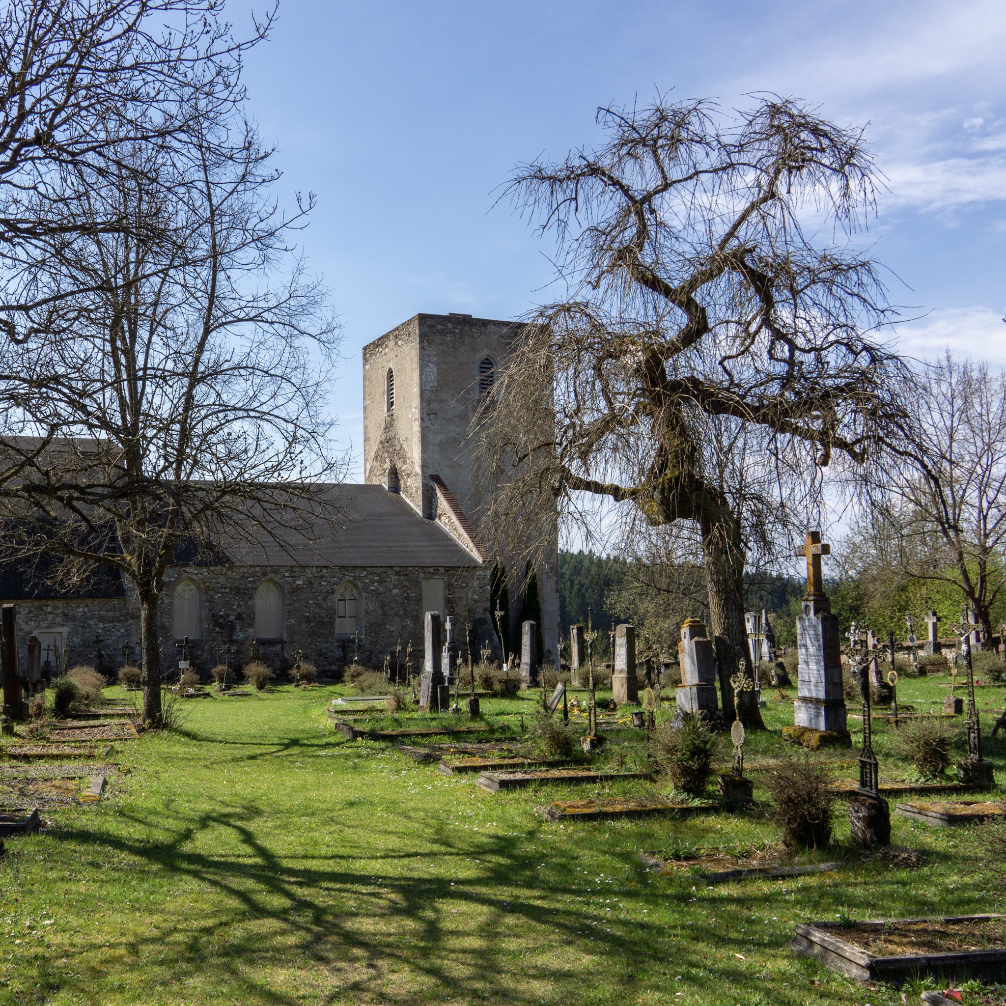 The abandoned cemetery and church in Döllersheim