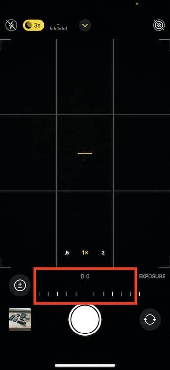 iOS14 camera app exposure compensation dial