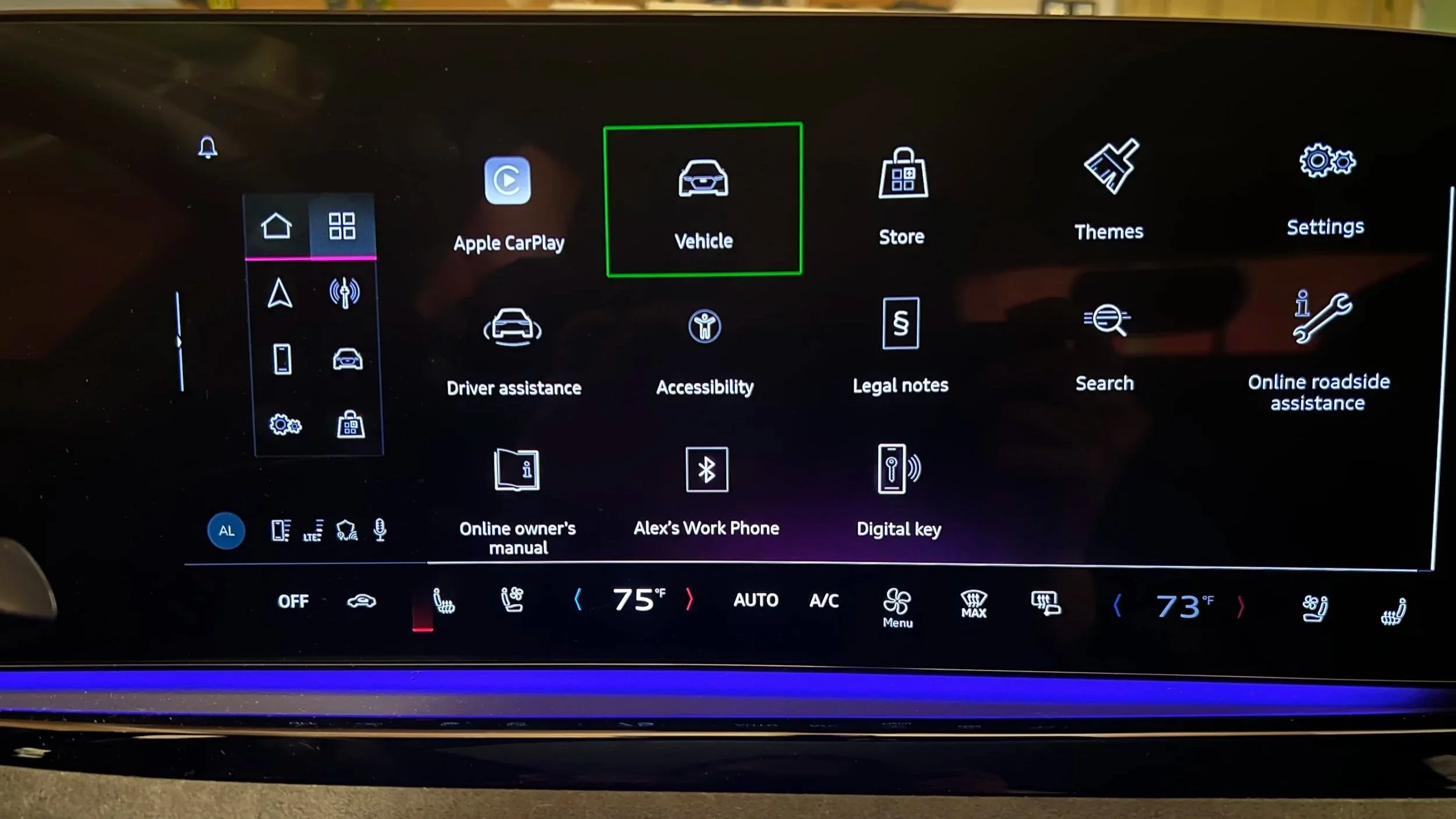 Screen Reader in enable state: Highlights and reads out section