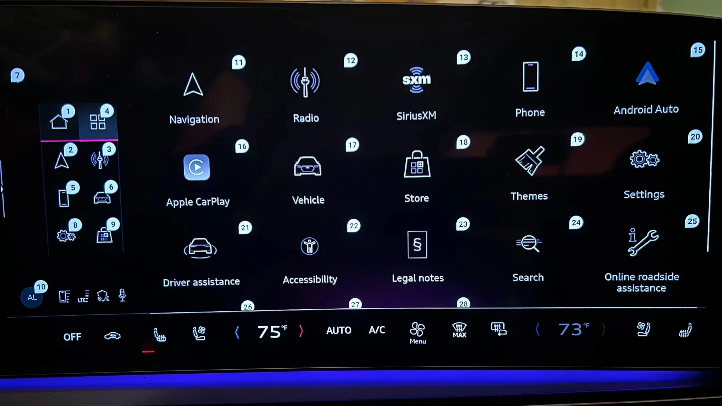 Voice Select in enable state: Showing labels on clickable items