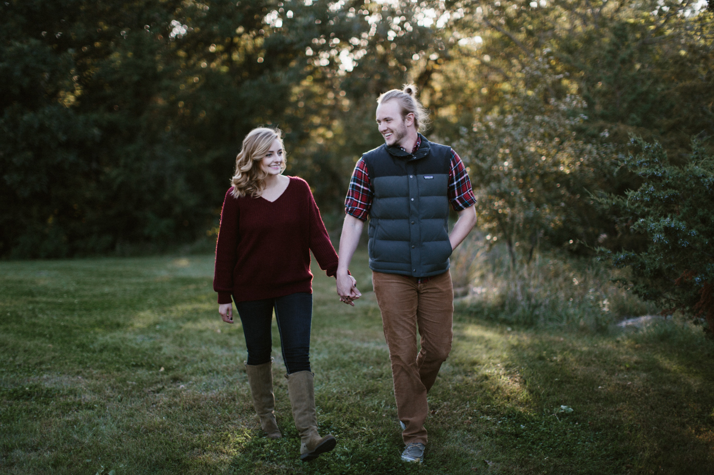 Sioux_Falls_Des_Moines_Engagement_Wedding_Photographer_15.jpg