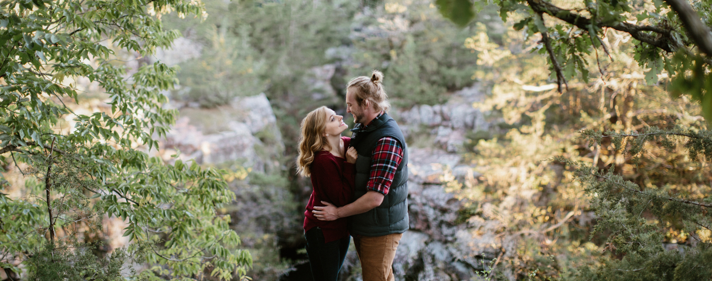 Sioux_Falls_Des_Moines_Engagement_Wedding_Photographer_38.jpg