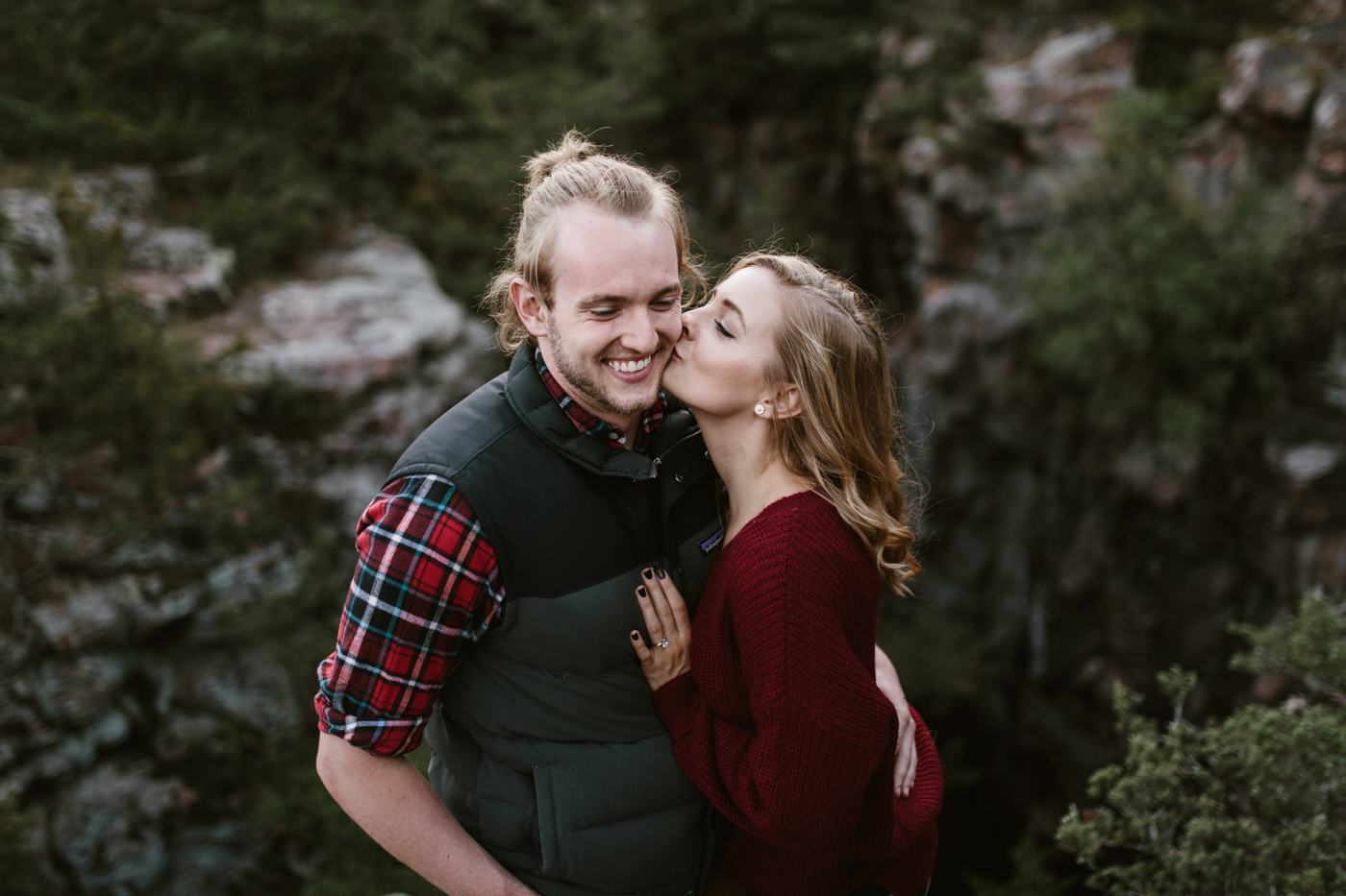 Sioux_Falls_Des_Moines_Engagement_Wedding_Photographer_52.jpg