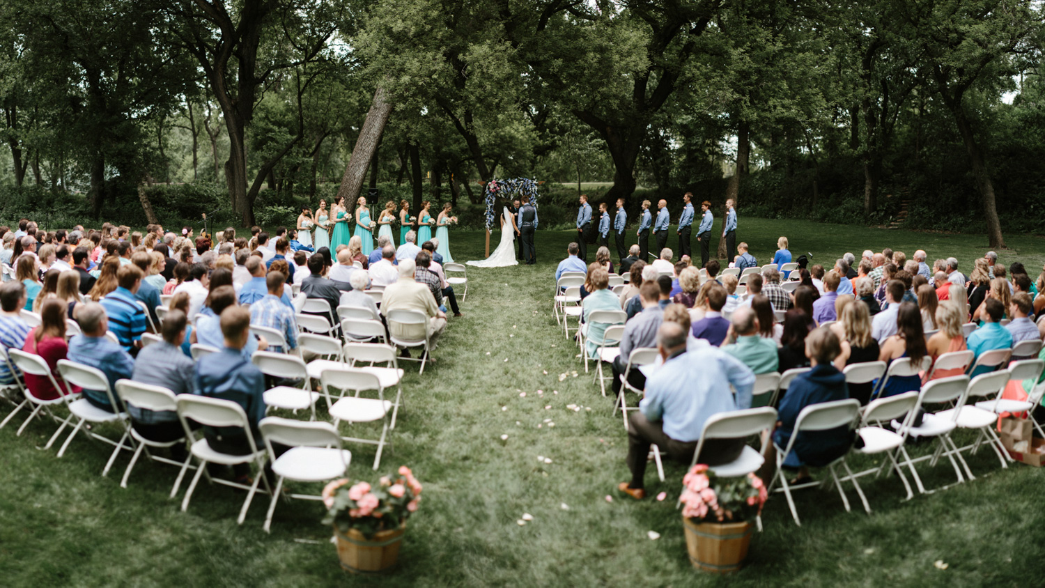 Outdoor_Wedding_SiouxFalls_MaryJoWegnerArboretum_Photographer_Calli&Jon_084.jpg