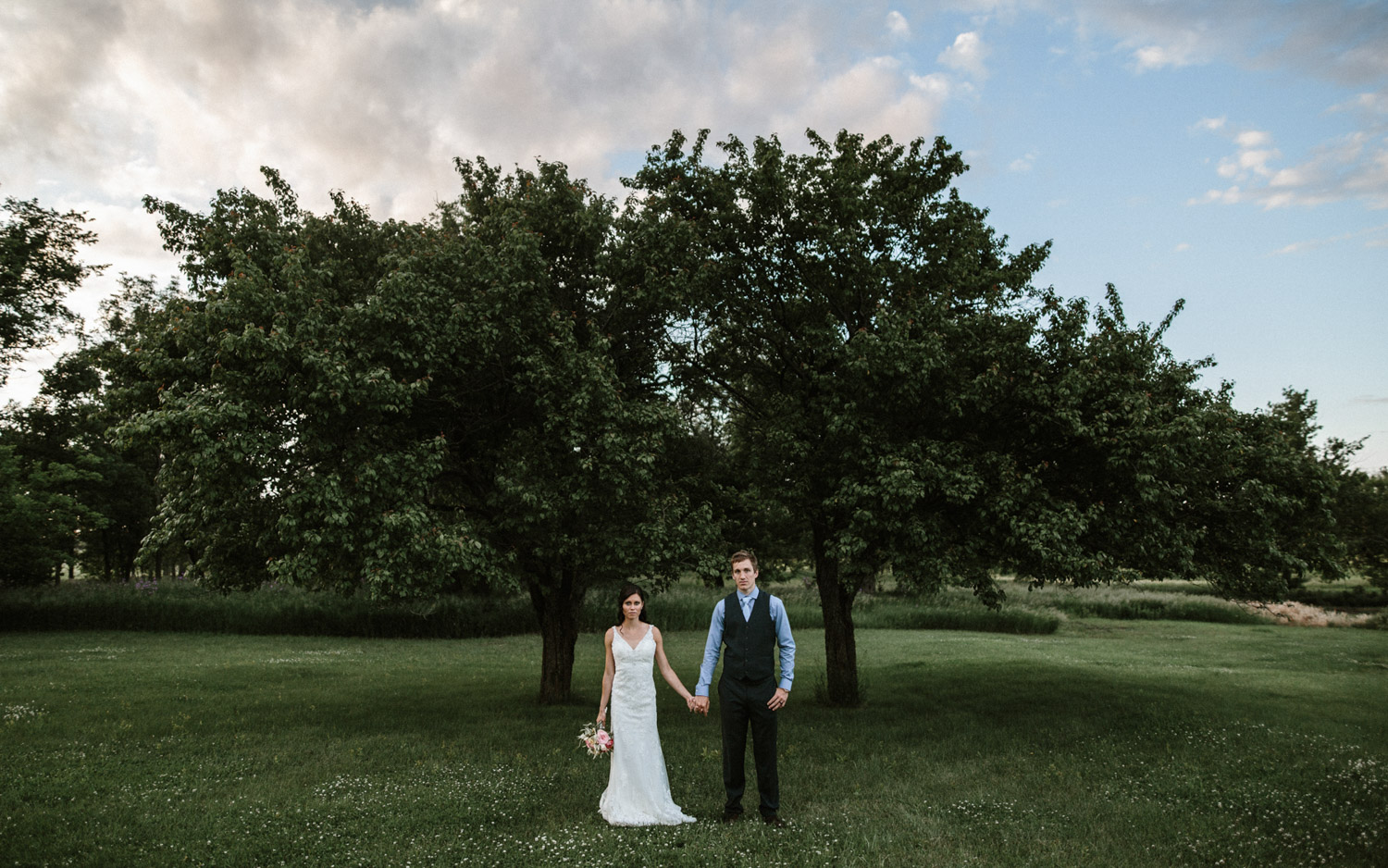 Outdoor_Wedding_SiouxFalls_MaryJoWegnerArboretum_Photographer_Calli&Jon_137.jpg