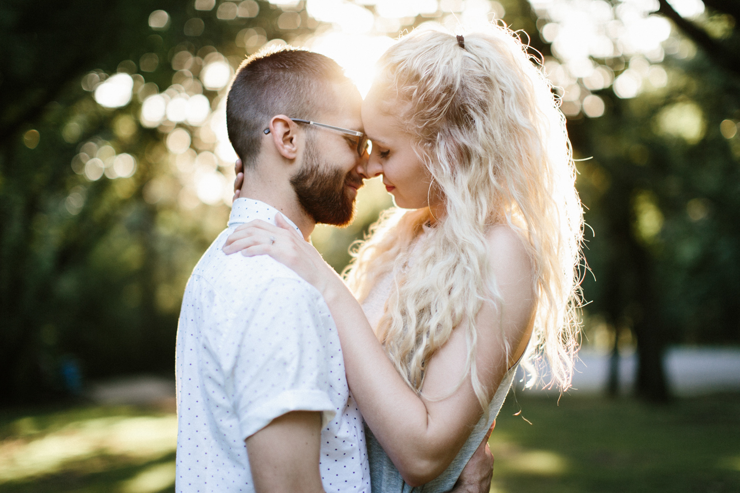 Downtown_SiouxFalls_Engagement_Photographer_Jenna&Austin_22.jpg