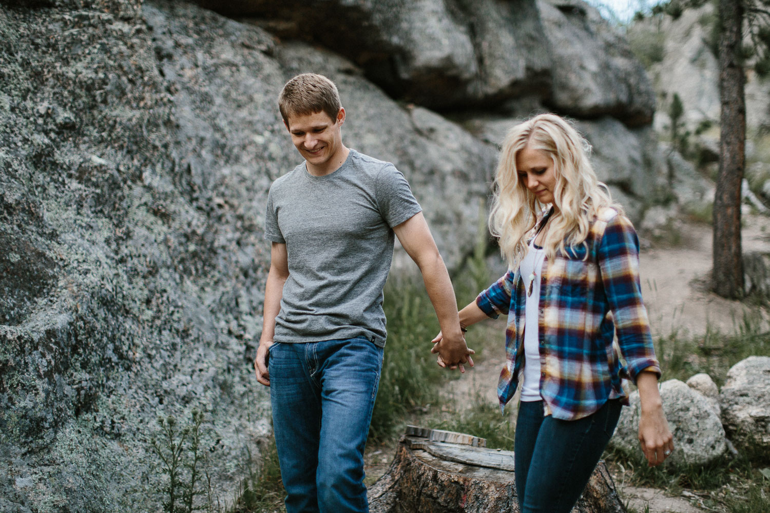 SiouxFalls_BlackHills_Adventure_Engagement_Wedding_Photographer_54.jpg