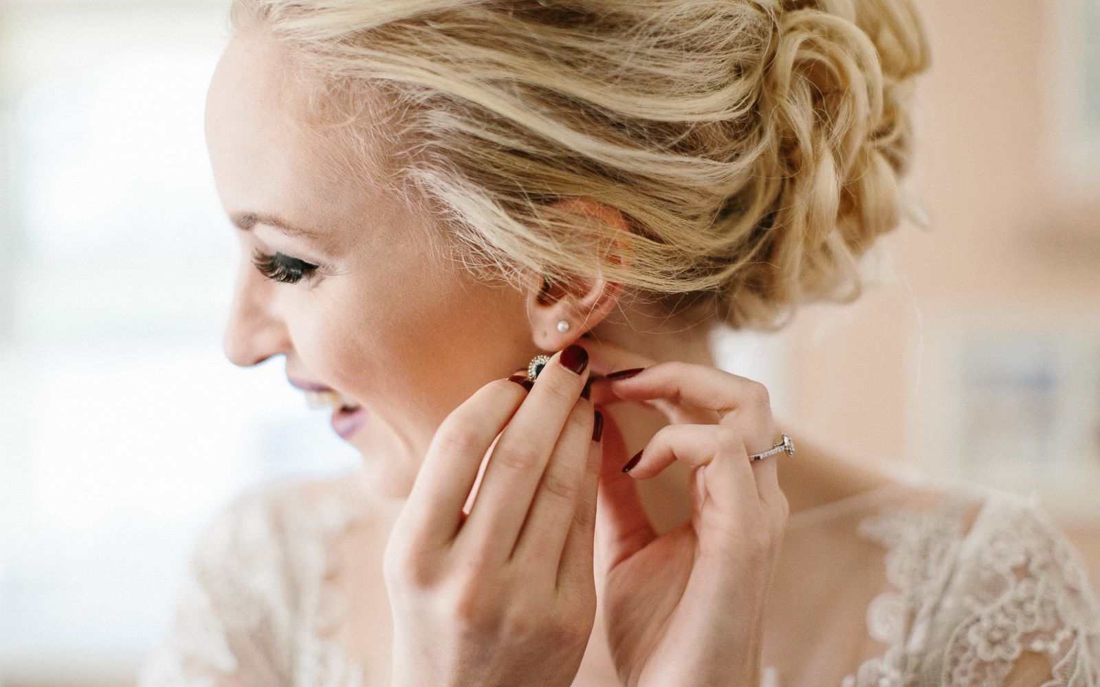 Jenna&Austin_SiouxFalls_Wedding_Photographer_024.jpg