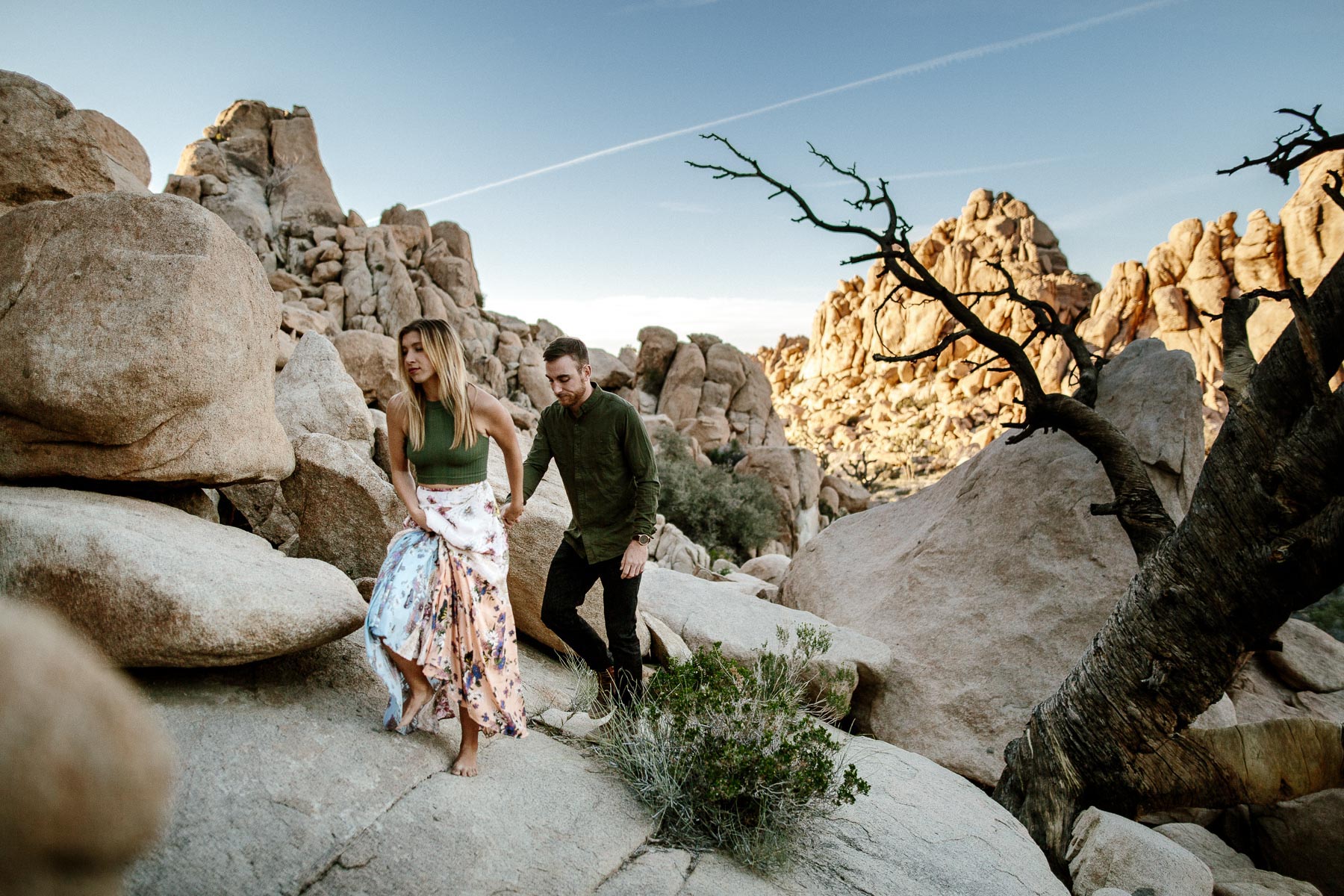 Joshua_Tree_Engagement_Wedding_Elopement_Photogapher_51.jpg