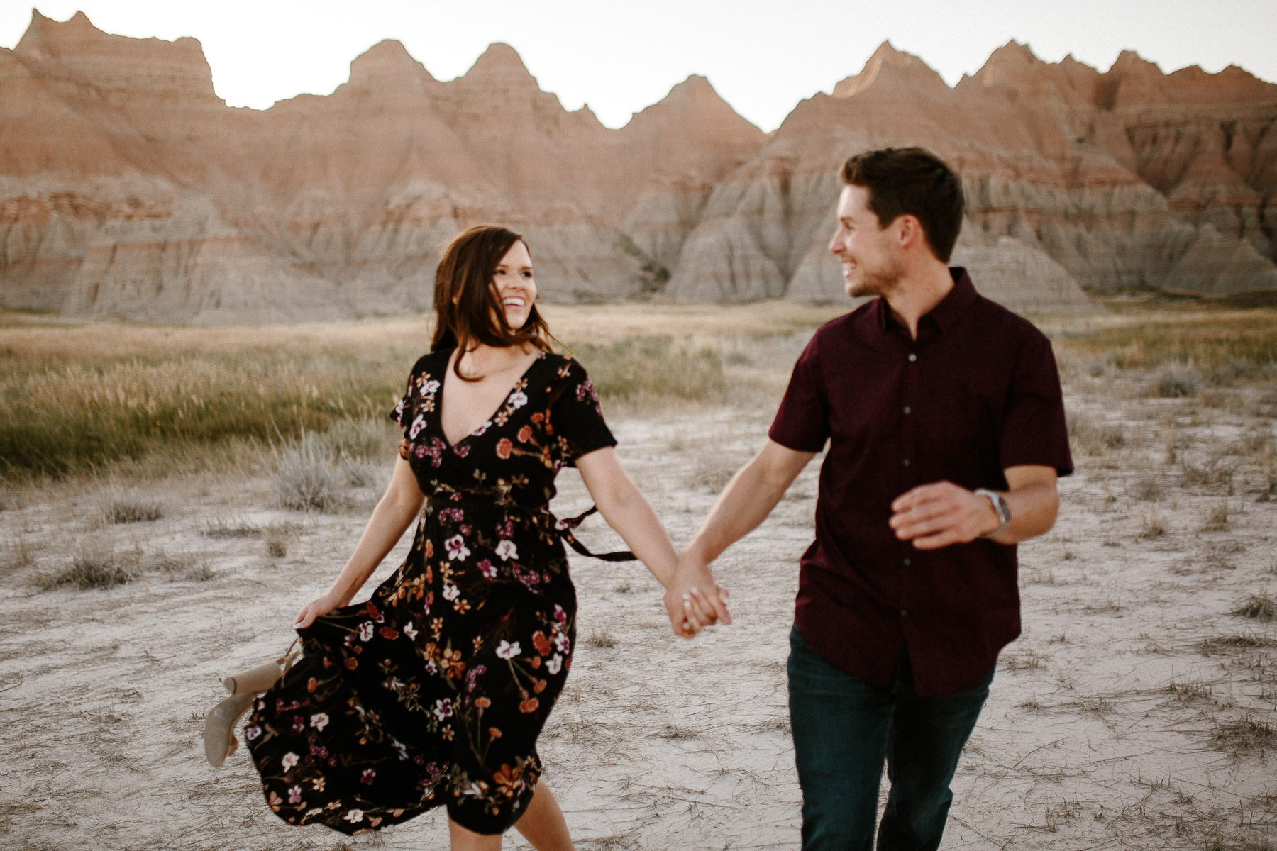 Alyssa&Forrest_Badlands_Adventure_Engagement_32.jpg