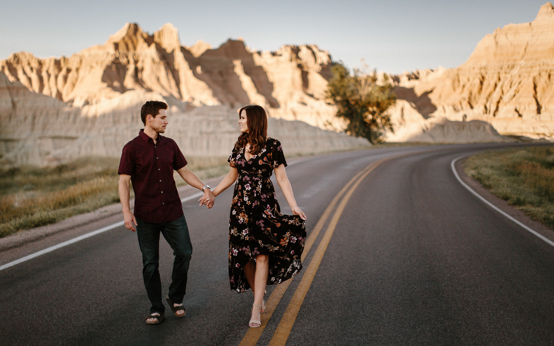 Alyssa&Forrest_Badlands_Adventure_Engagement_35.jpg