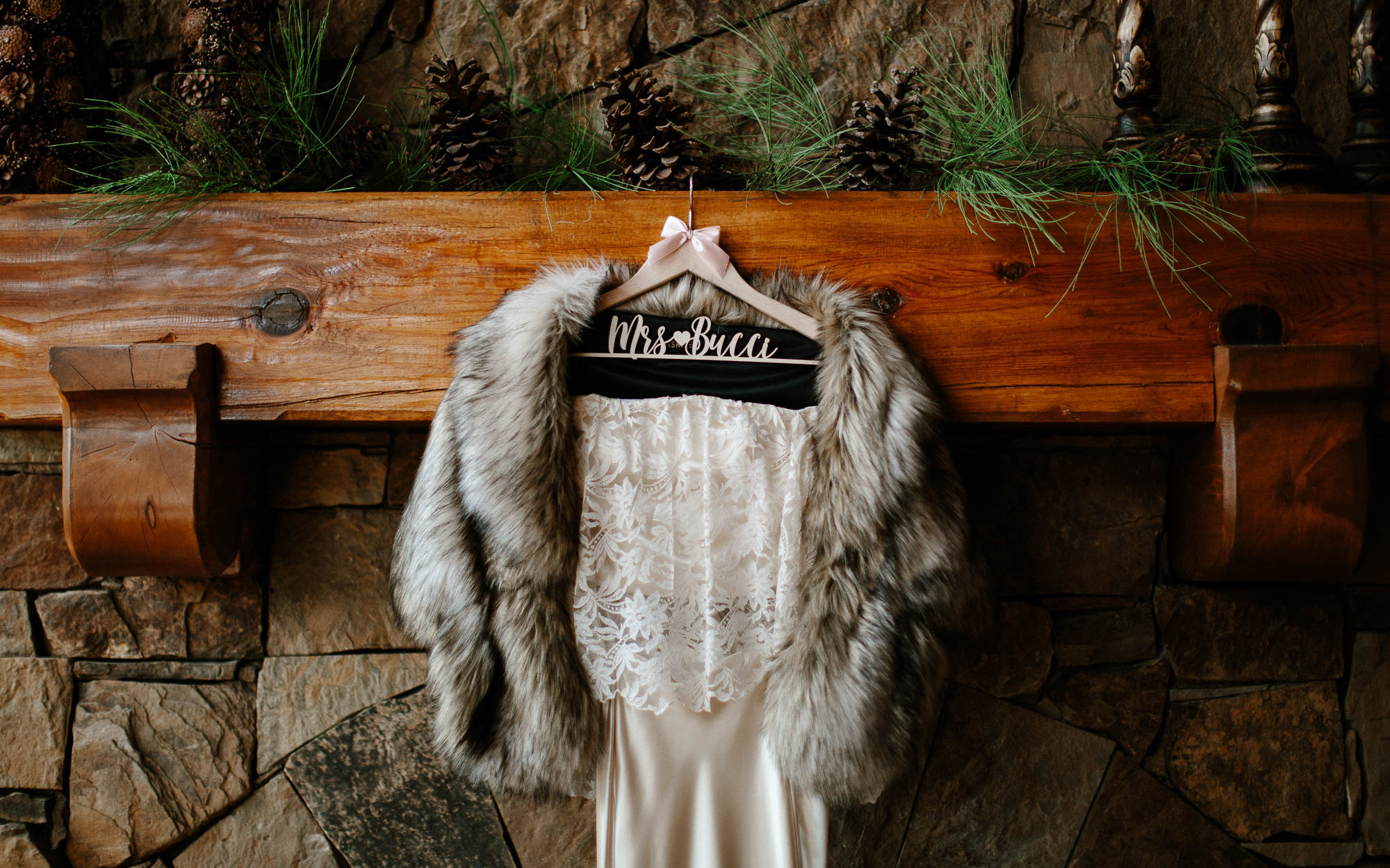 bucci-barn-wedding-elopement-evergreen-boulder-denver-colorado-adventerous-romantic-timeless-008.jpg