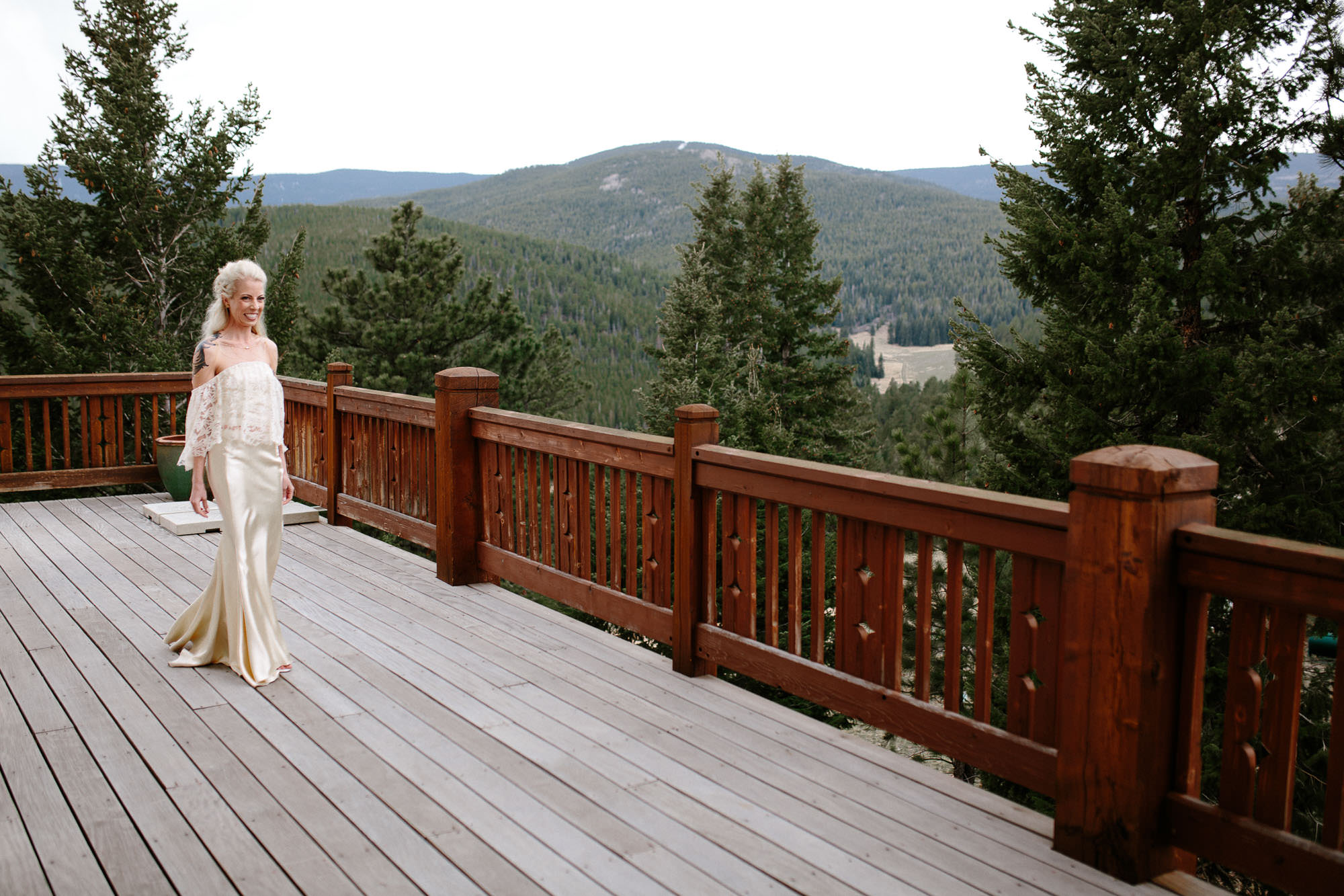 bucci-barn-wedding-elopement-evergreen-boulder-denver-colorado-adventerous-romantic-timeless-032.jpg