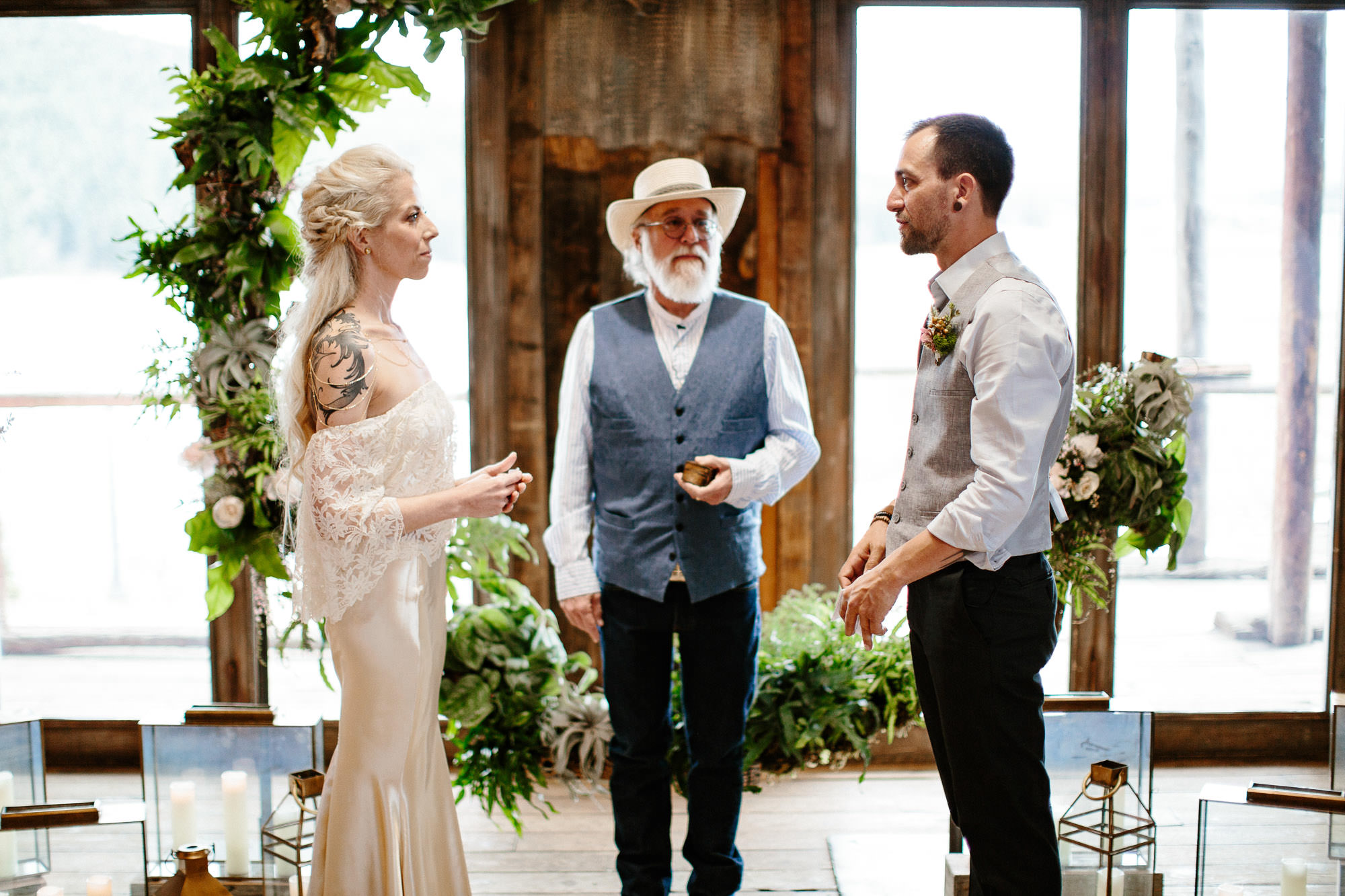 bucci-barn-wedding-elopement-evergreen-boulder-denver-colorado-adventerous-romantic-timeless-060.jpg