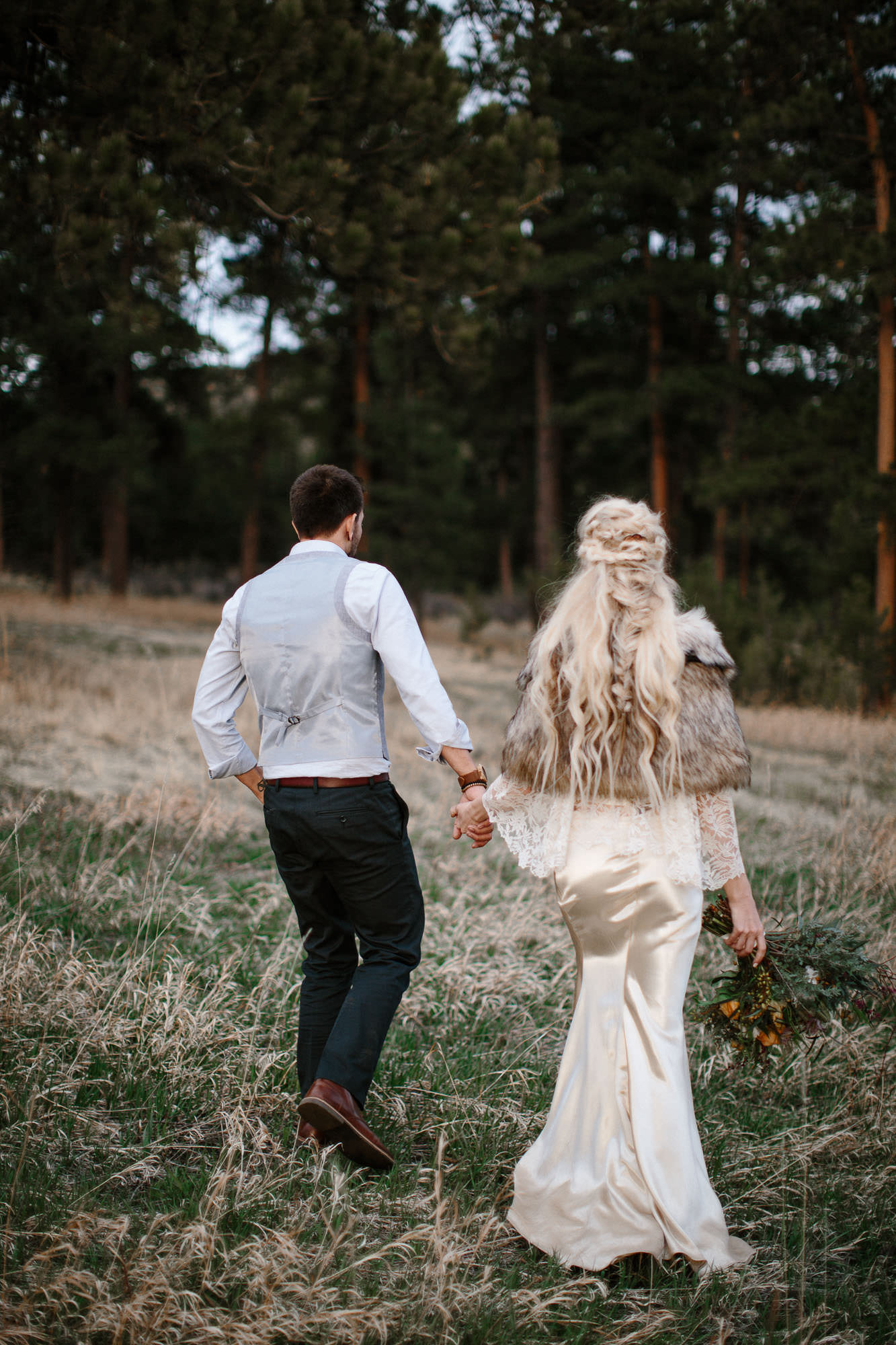 bucci-barn-wedding-elopement-evergreen-boulder-denver-colorado-adventerous-romantic-timeless-084.jpg