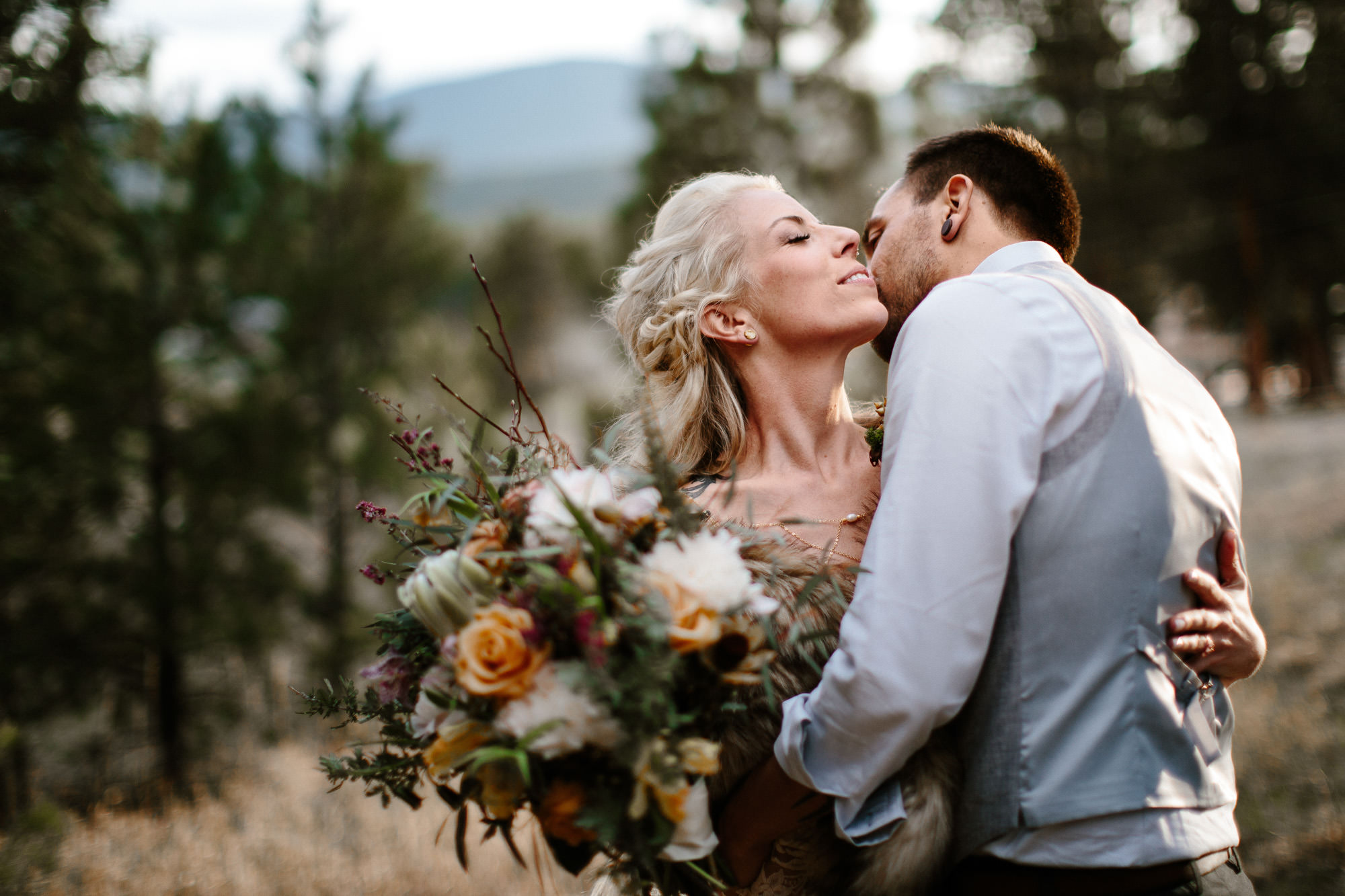 bucci-barn-wedding-elopement-evergreen-boulder-denver-colorado-adventerous-romantic-timeless-088.jpg