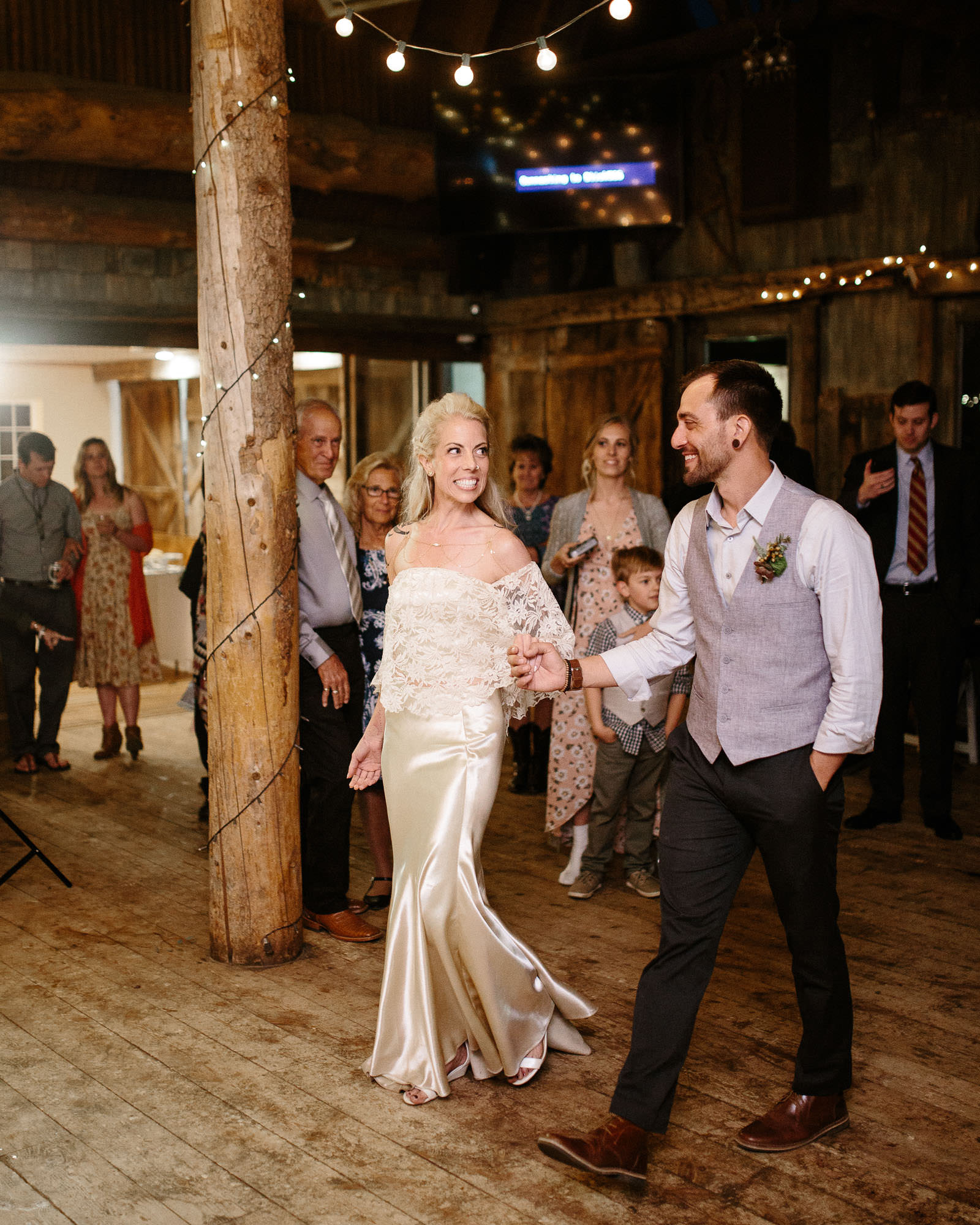 bucci-barn-wedding-elopement-evergreen-boulder-denver-colorado-adventerous-romantic-timeless-106.jpg