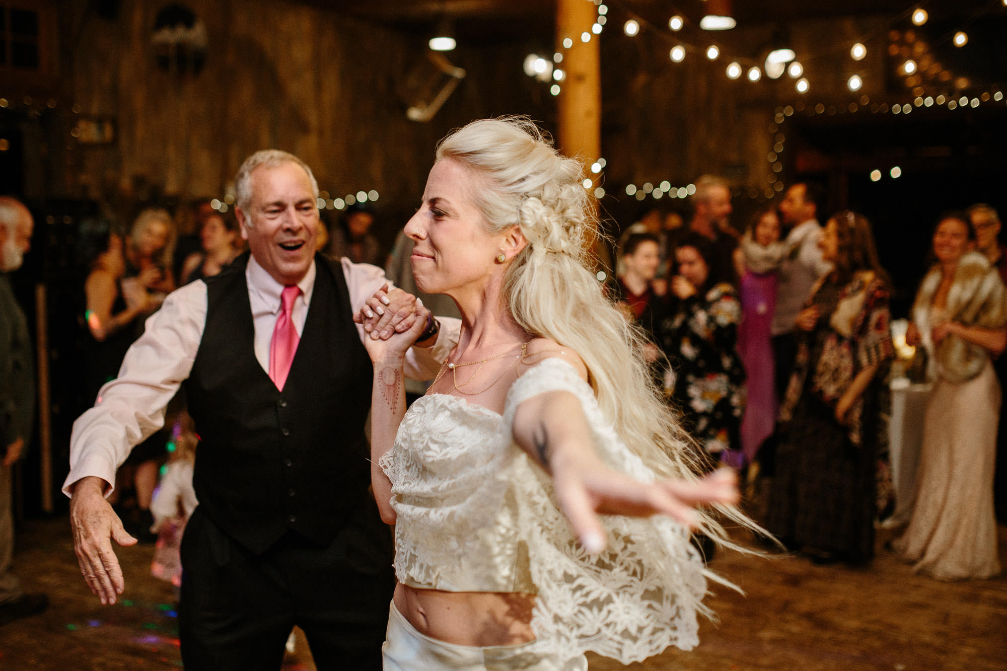 bucci-barn-wedding-elopement-evergreen-boulder-denver-colorado-adventerous-romantic-timeless-115.jpg