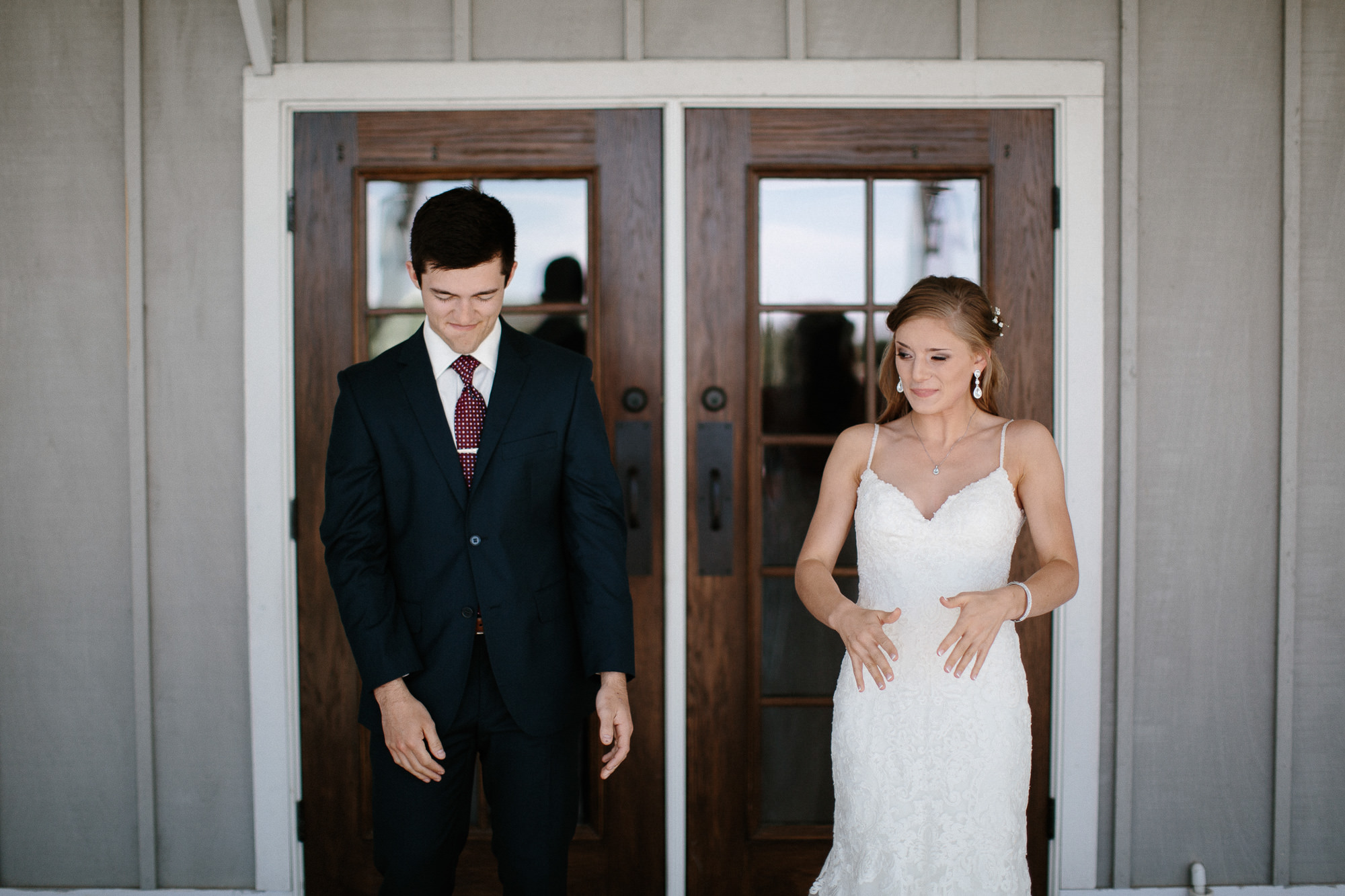 wedding-elopement-adventerous-romantic-timeless-south-dakota-blue-haven-barn-019.jpg