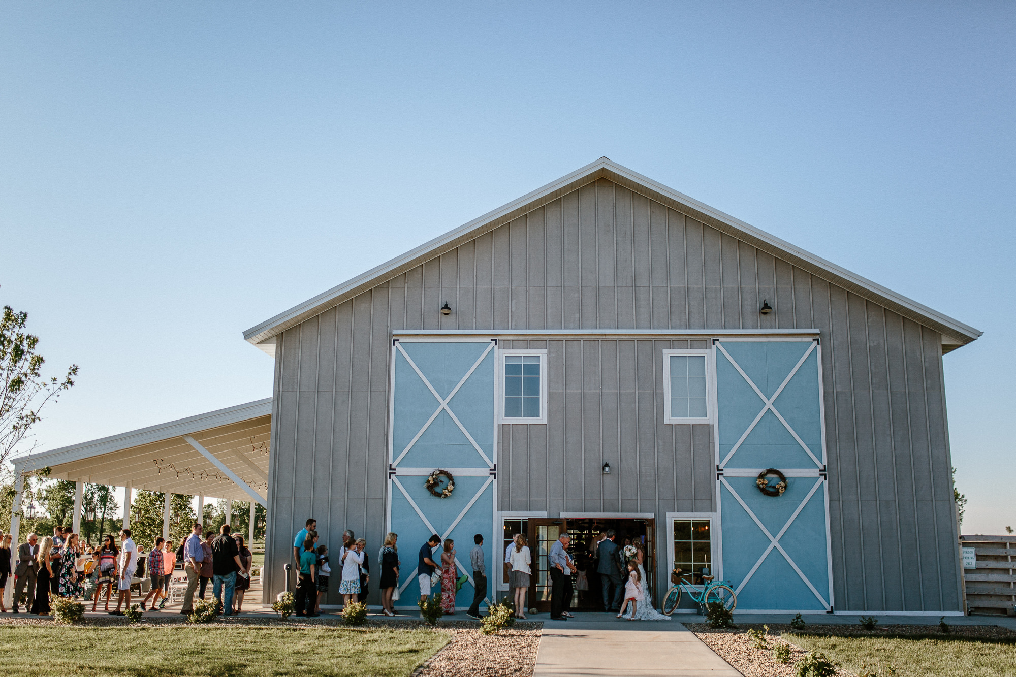 wedding-elopement-adventerous-romantic-timeless-south-dakota-blue-haven-barn-060.jpg