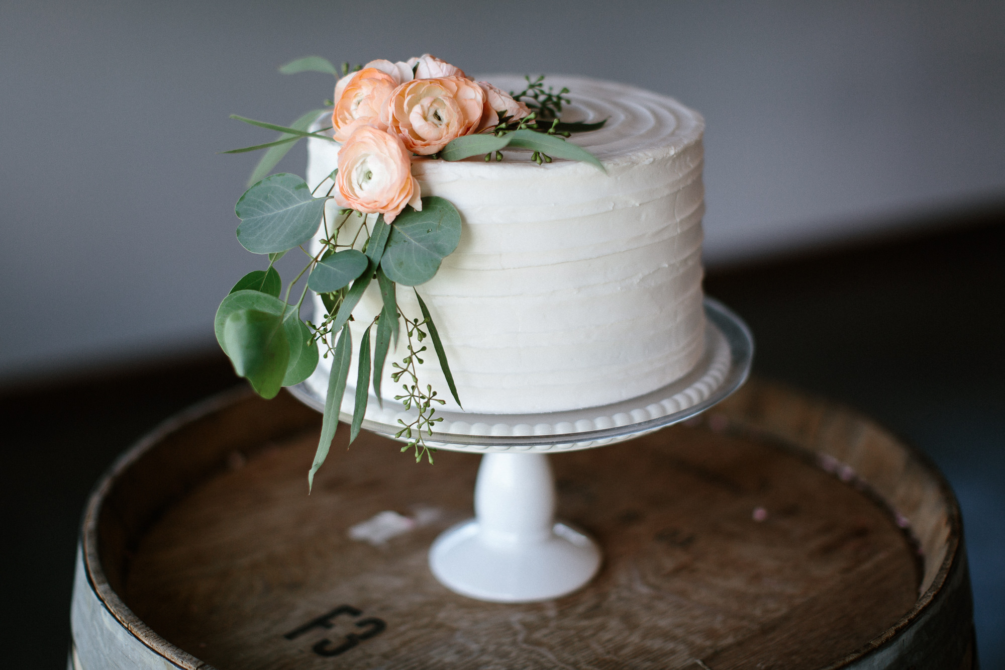 wedding-elopement-adventerous-romantic-timeless-south-dakota-blue-haven-barn-069.jpg