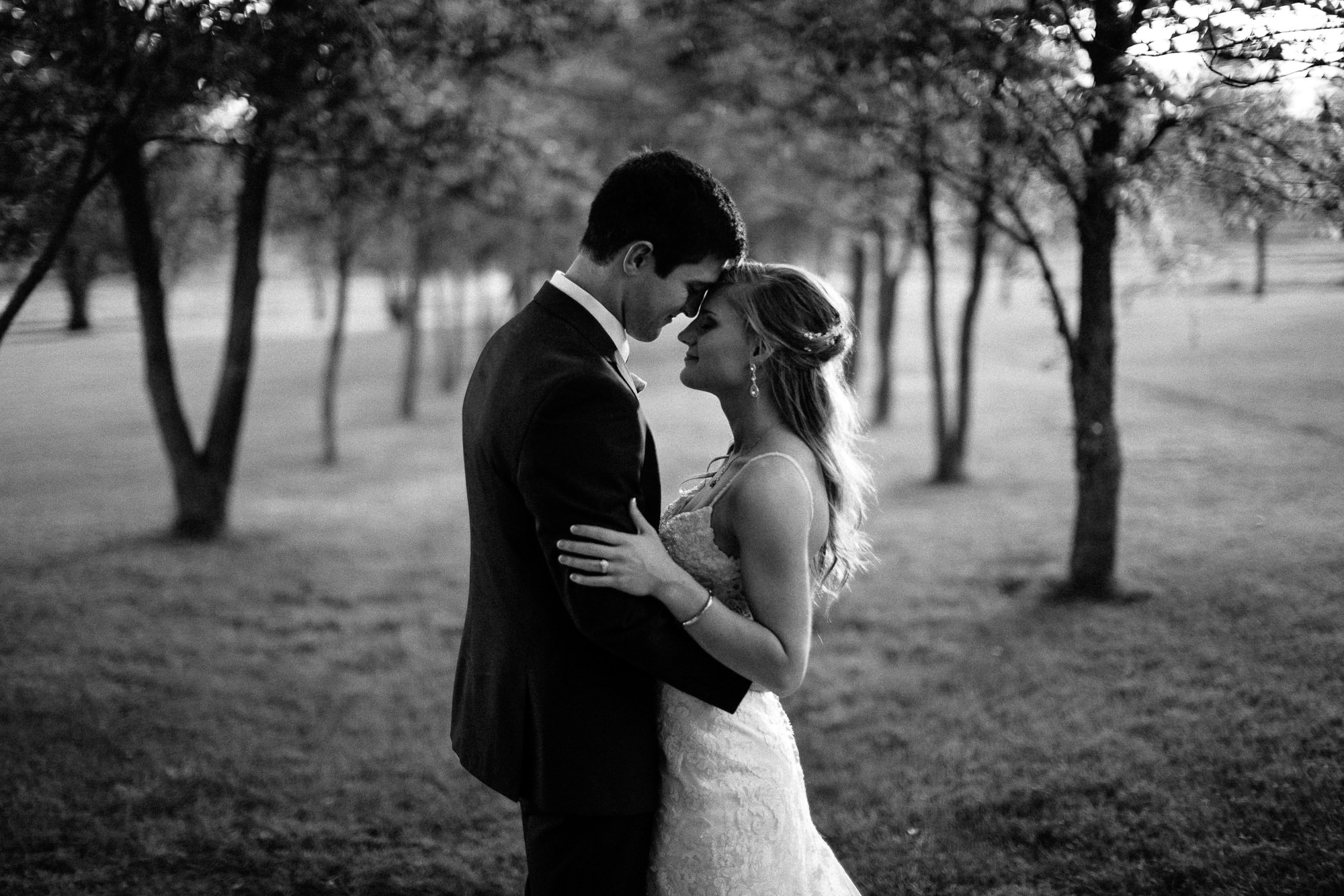 wedding-elopement-adventerous-romantic-timeless-south-dakota-blue-haven-barn-078.jpg