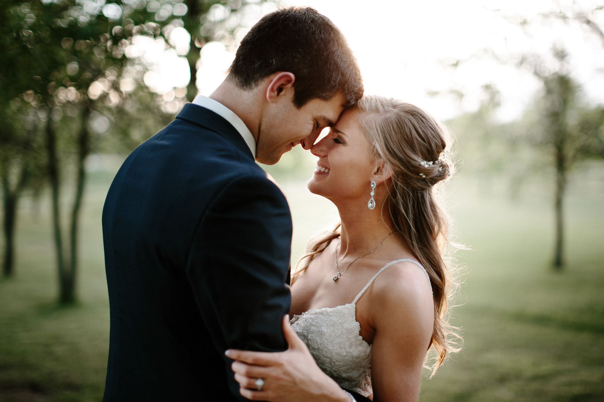 wedding-elopement-adventerous-romantic-timeless-south-dakota-blue-haven-barn-080.jpg