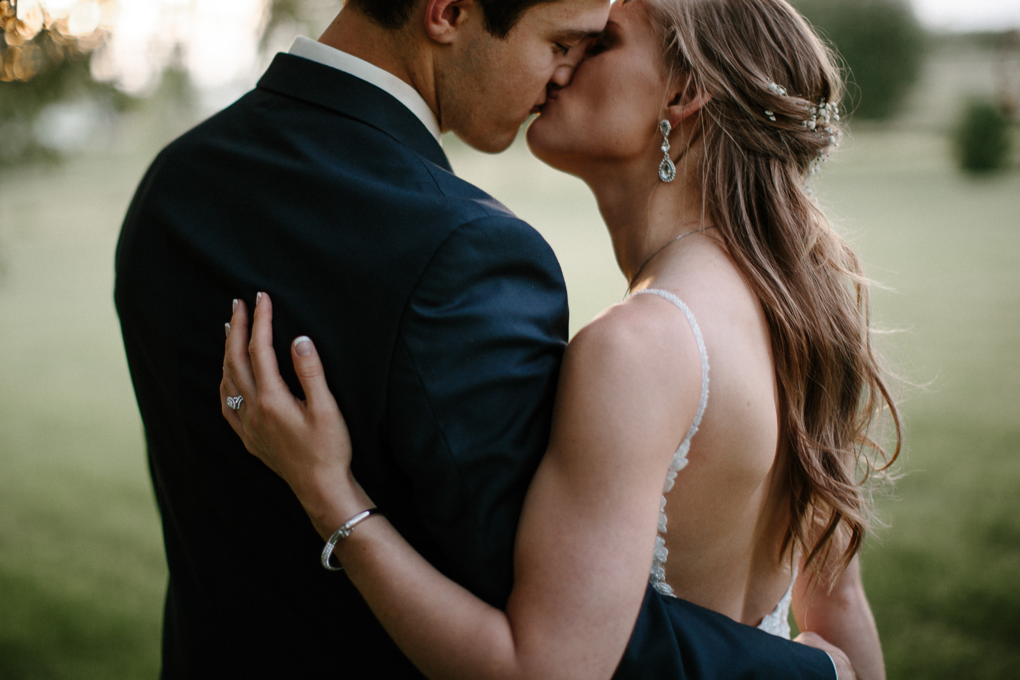 wedding-elopement-adventerous-romantic-timeless-south-dakota-blue-haven-barn-082.jpg