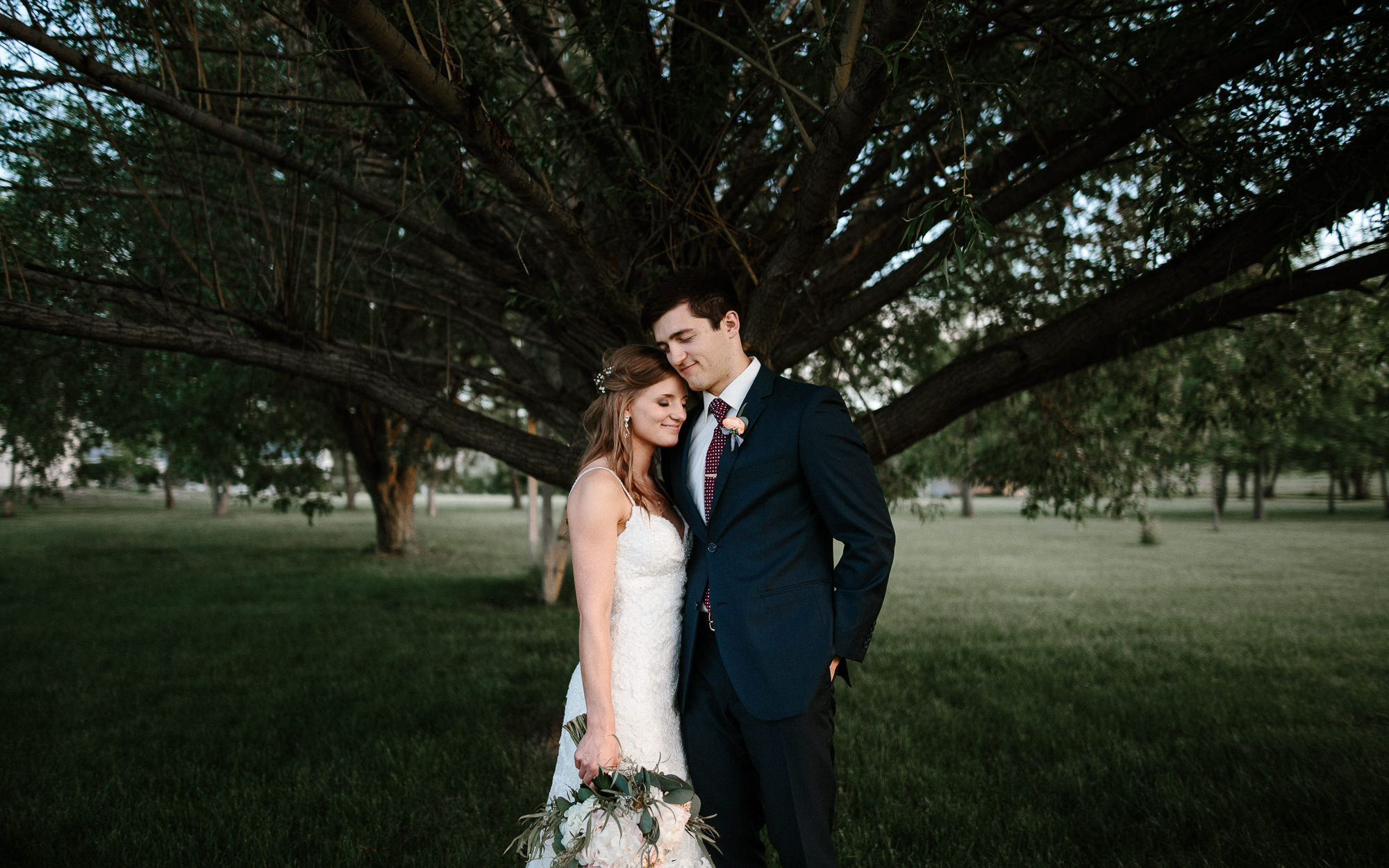 wedding-elopement-adventerous-romantic-timeless-south-dakota-blue-haven-barn-085.jpg