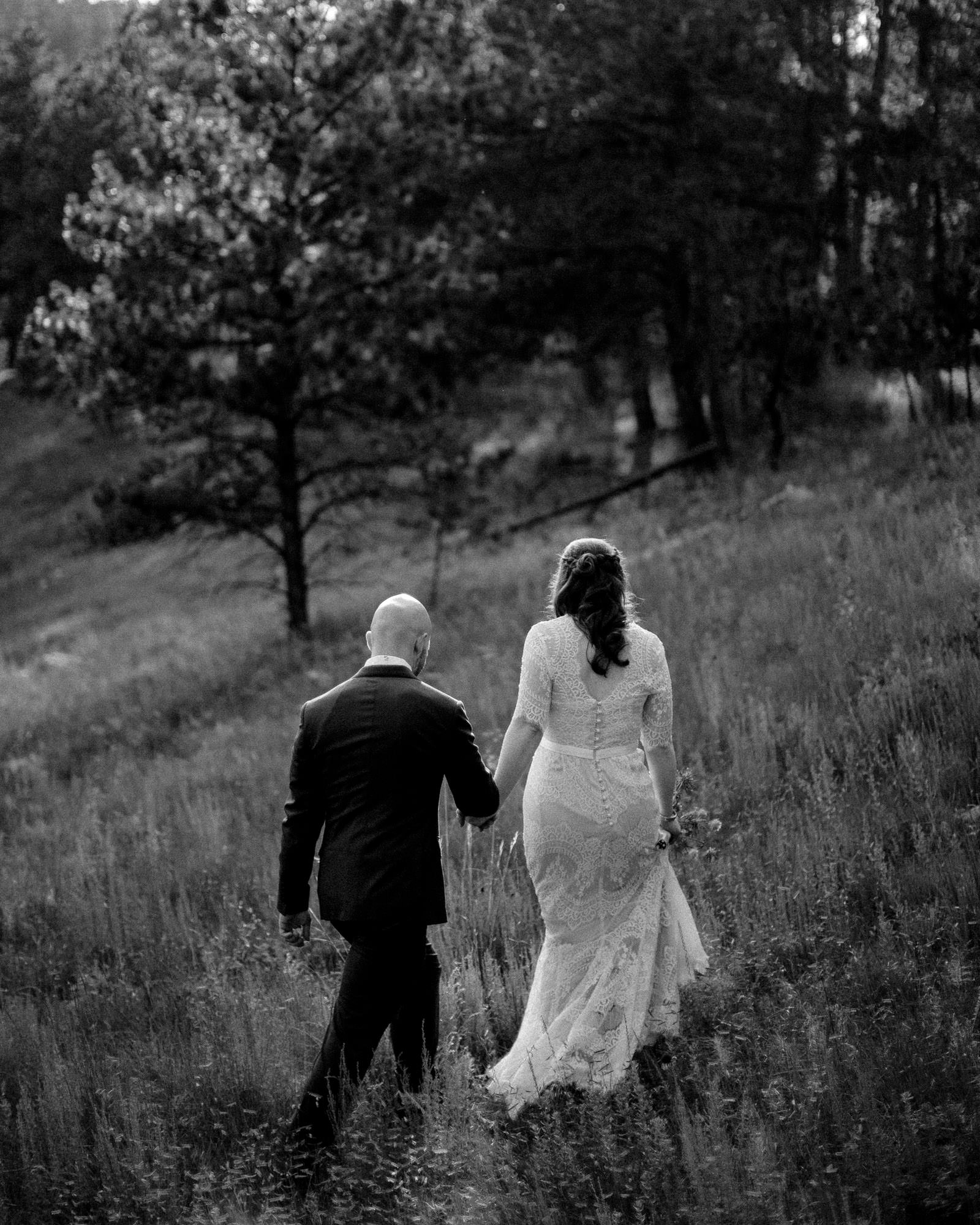 black-hills-rapid-city-elopement-wedding-engagement-photography-31.jpg