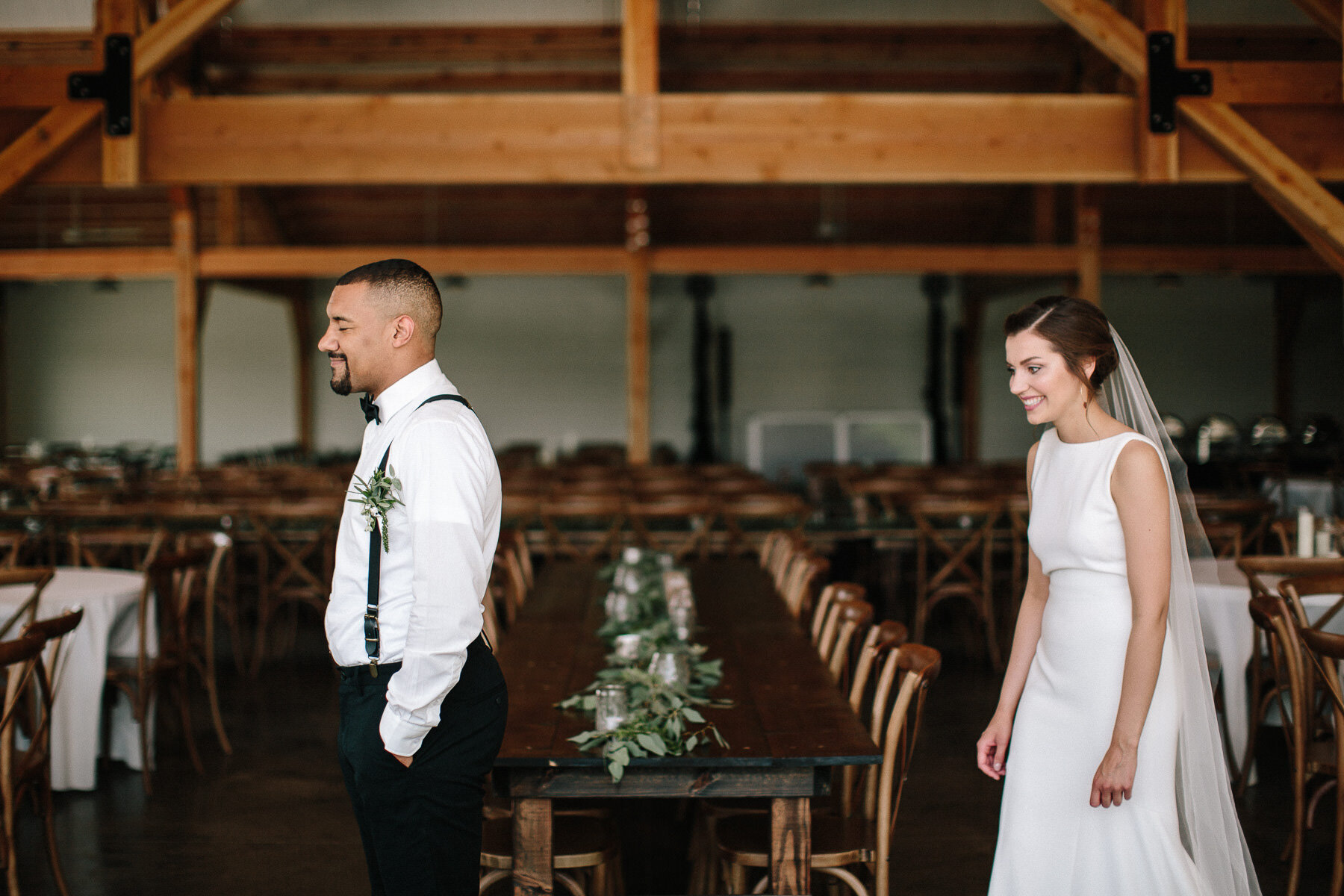 veranda-meadow-barn-sioux-falls-wedding-photographer-031.jpg