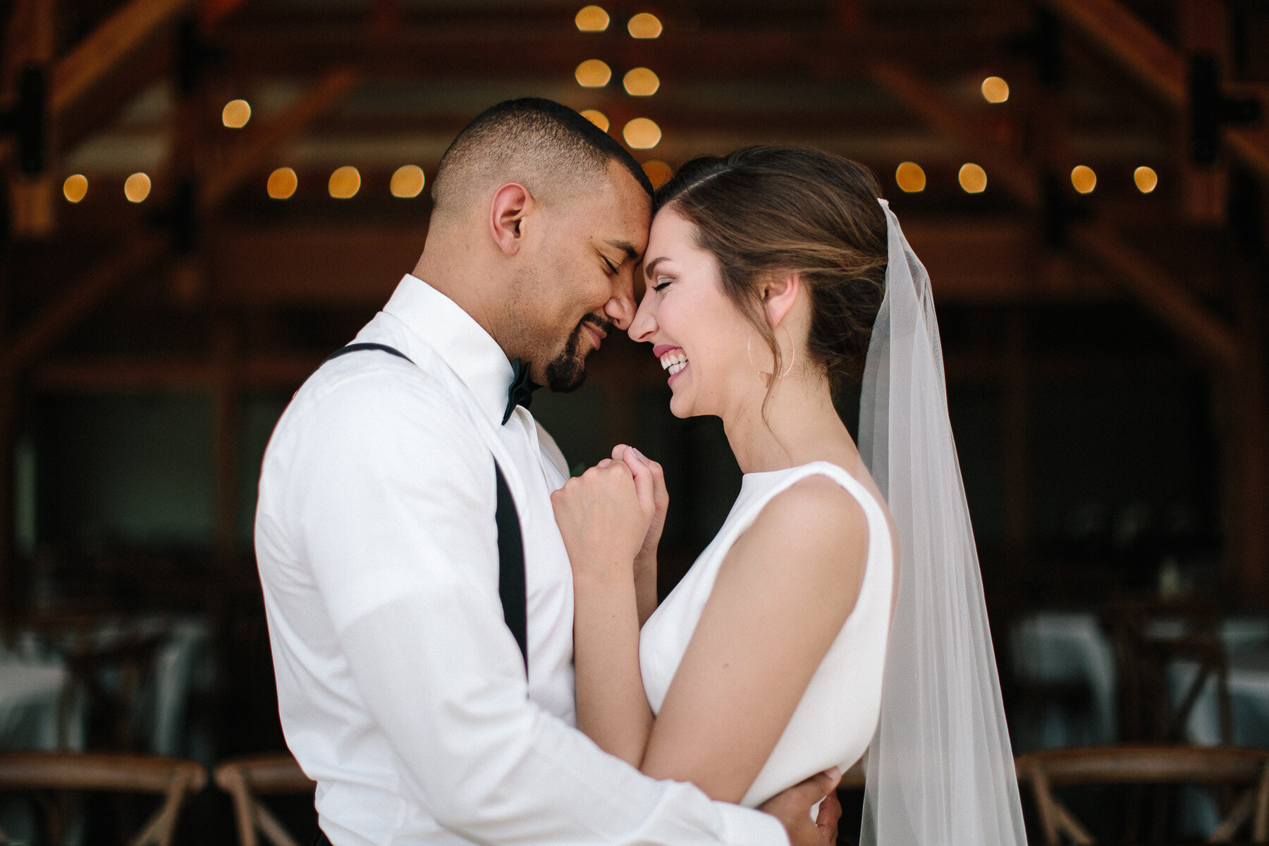 veranda-meadow-barn-sioux-falls-wedding-photographer-039.jpg