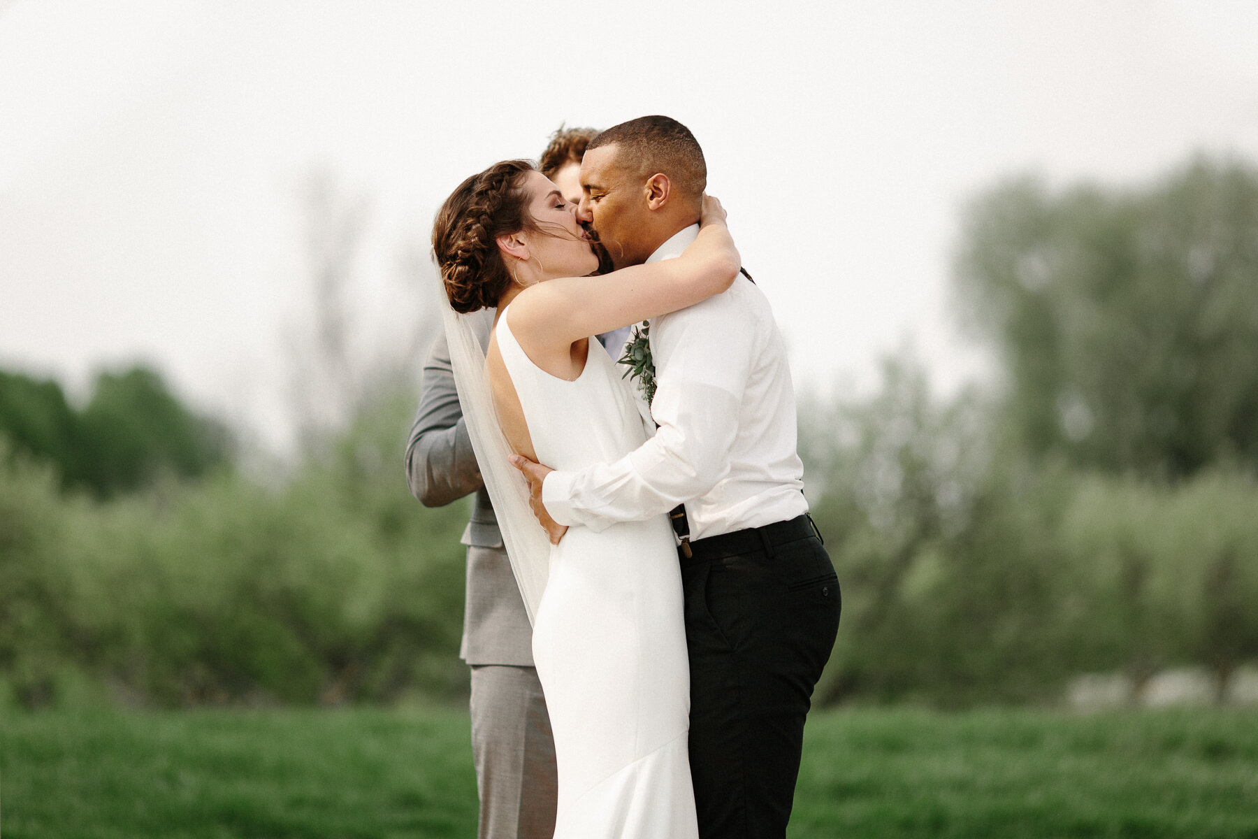 veranda-meadow-barn-sioux-falls-wedding-photographer-080.jpg