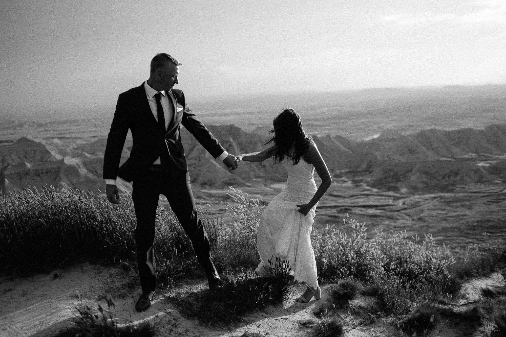 badlands-national-park-elopment-photographer-intimate-wedding-sheep-mountain-table-black-hills-40.jpg