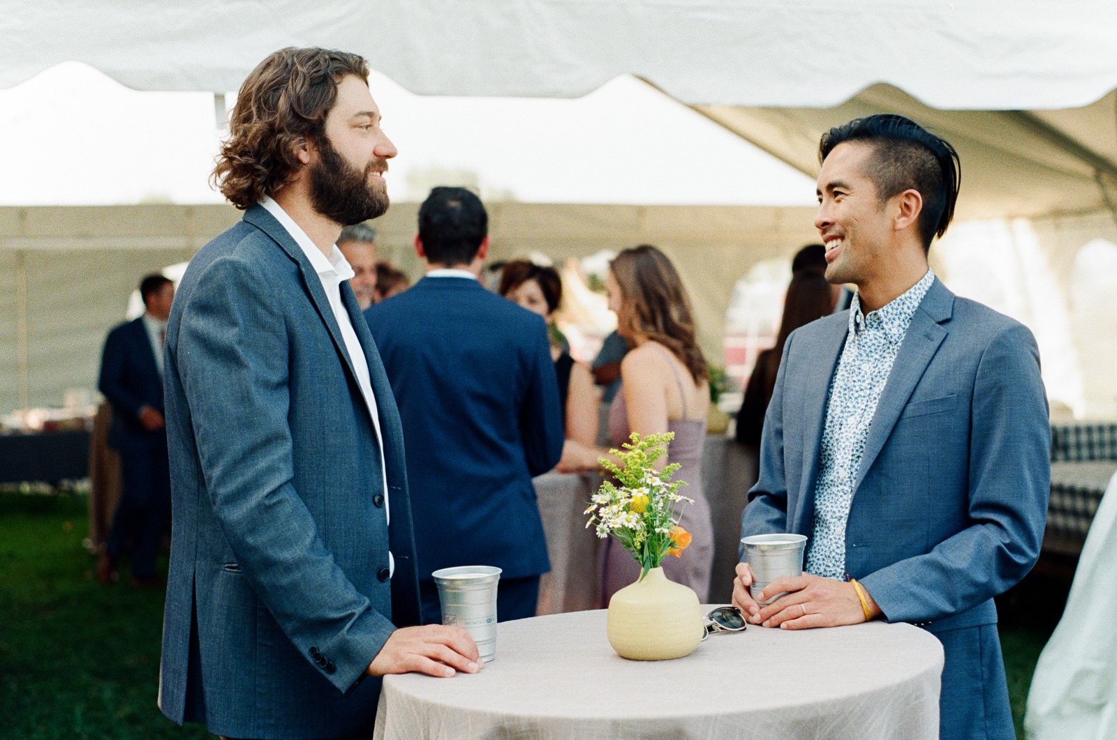 creekside-wedding-beer-tent-reception-sioux-falls-rapid-city-south-dakota-photographer-michael-liedtke013.jpg