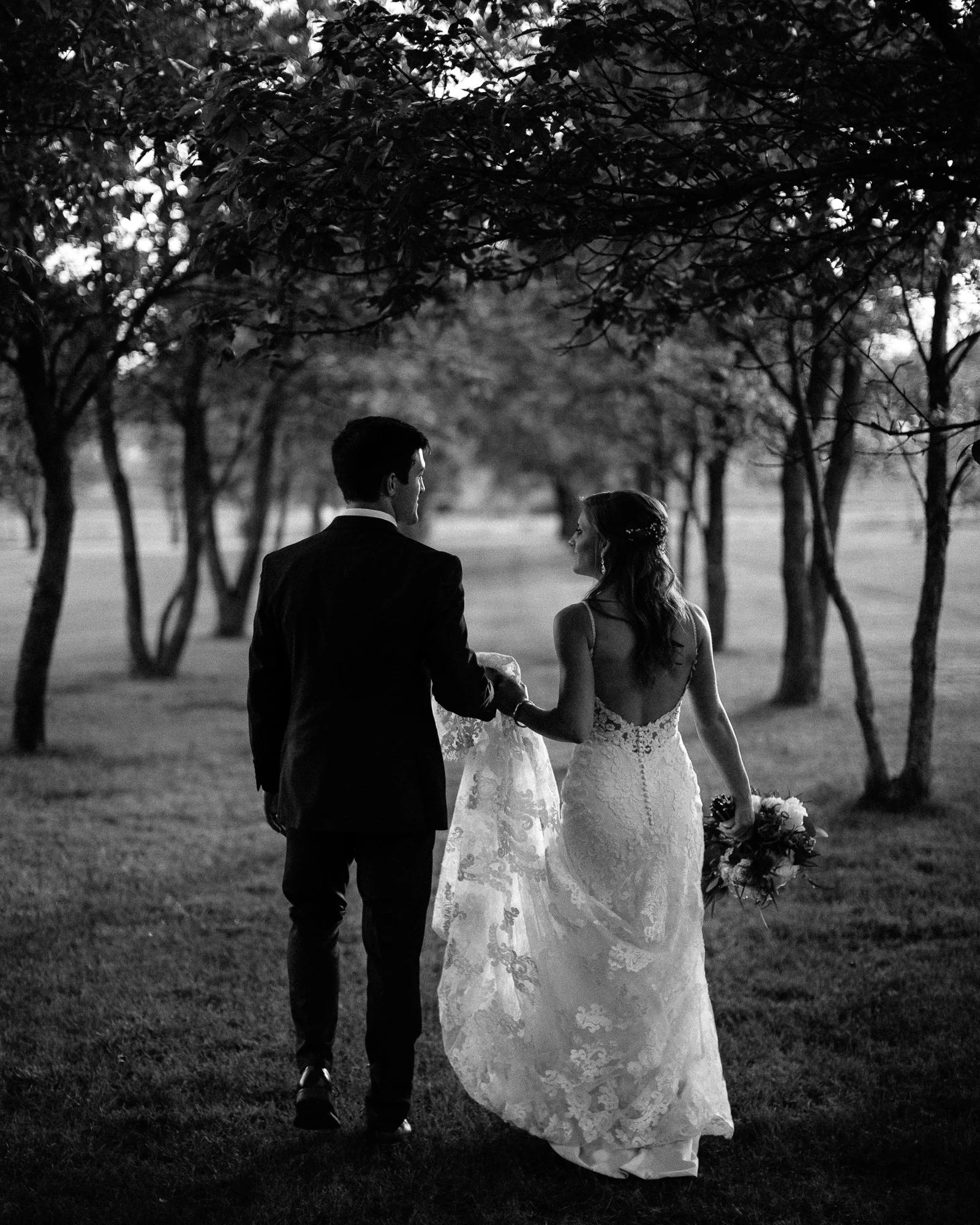 Spring Wedding at Blue Haven Barn