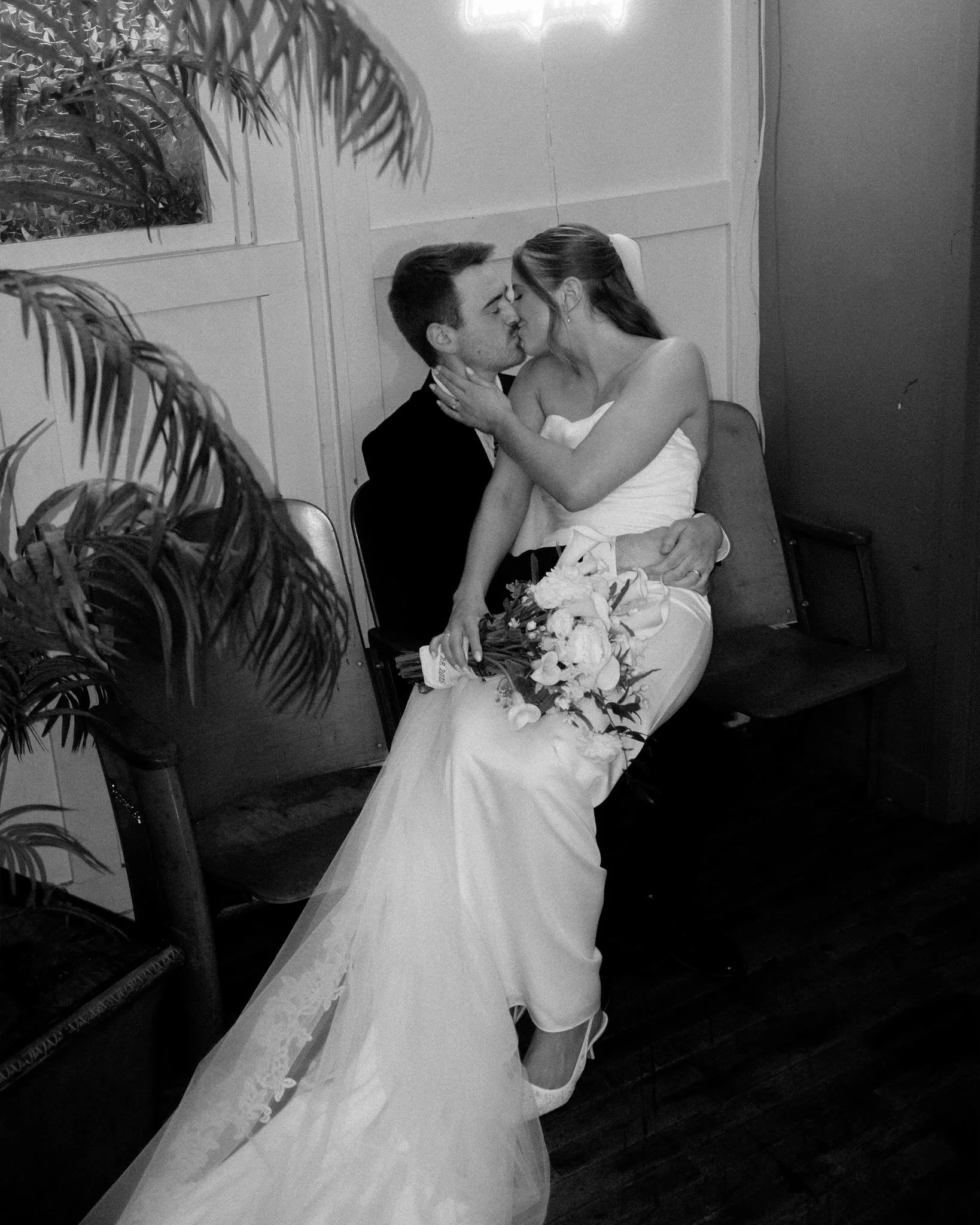 Looking back on this wedding with Joelle and Riley from last summer in downtown Sioux Falls! 🤍😊
.
.
Wedding Venue: @iconsiouxfalls 
Planner + coordinator: @storybookloveevents 
Dress: @marieandmariebridal 
Suits: @shopjlongs 
Hair/makeup: @glory.ke