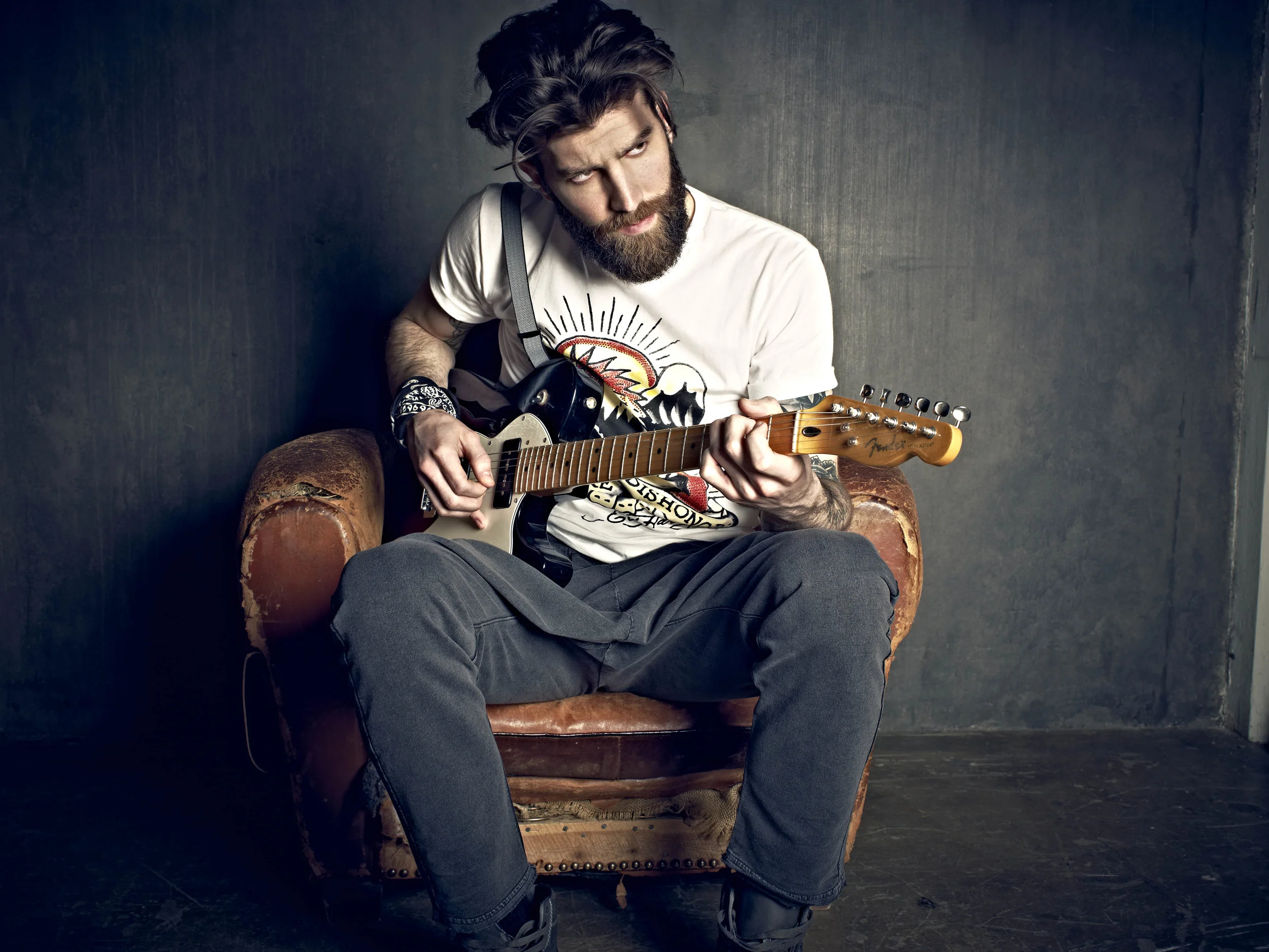 guitarguy.jpg