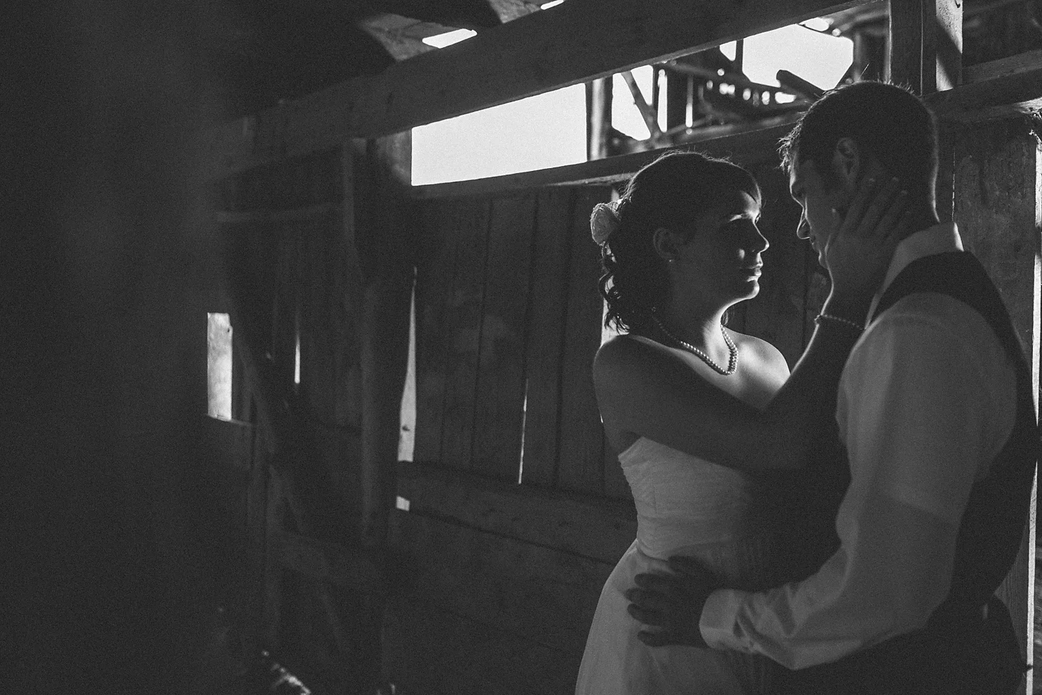 eyeCapture_Moments_Photography_brideandgroom.jpg