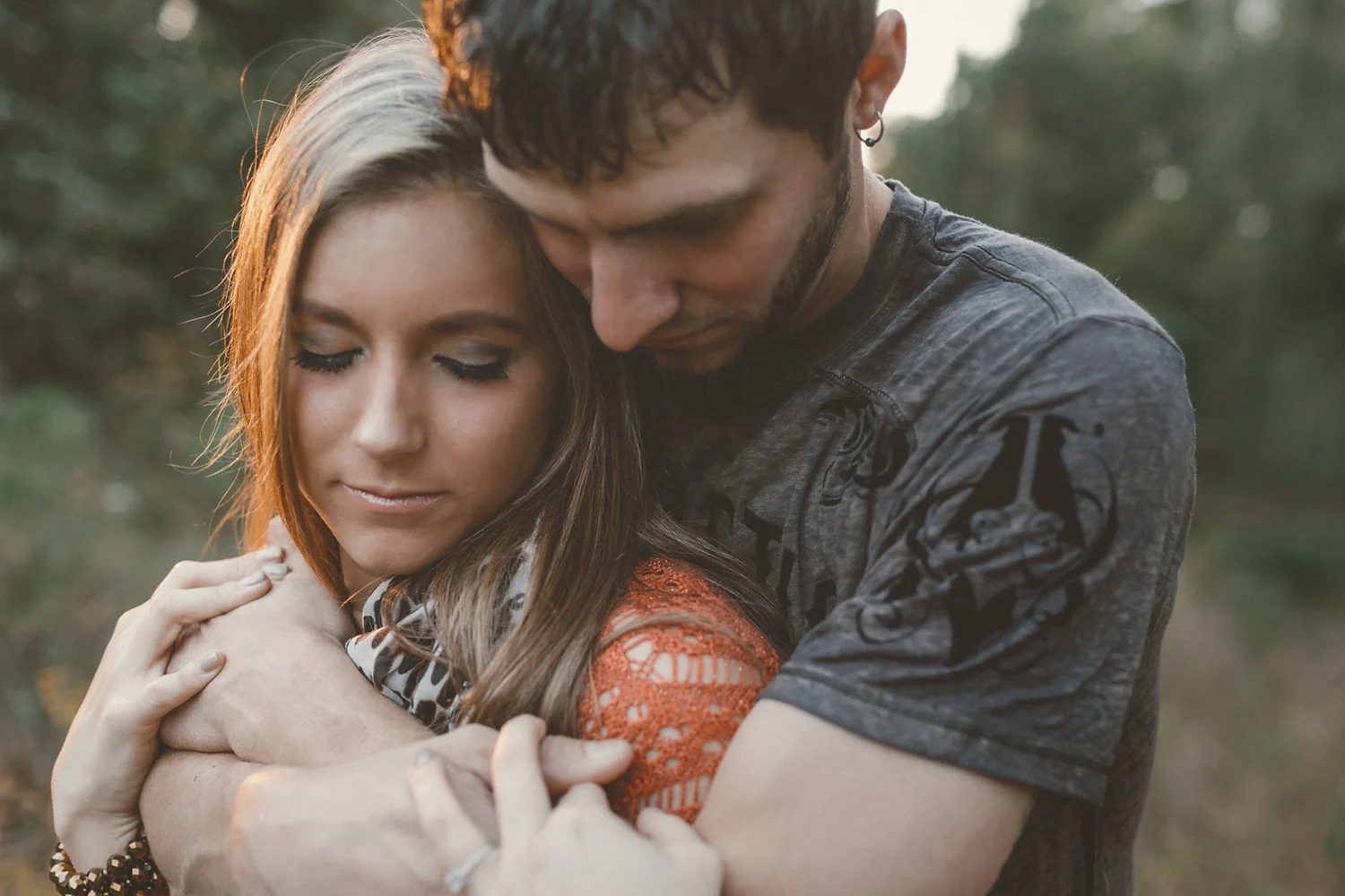 eyeCapture Moments Photography_engaged20.jpg