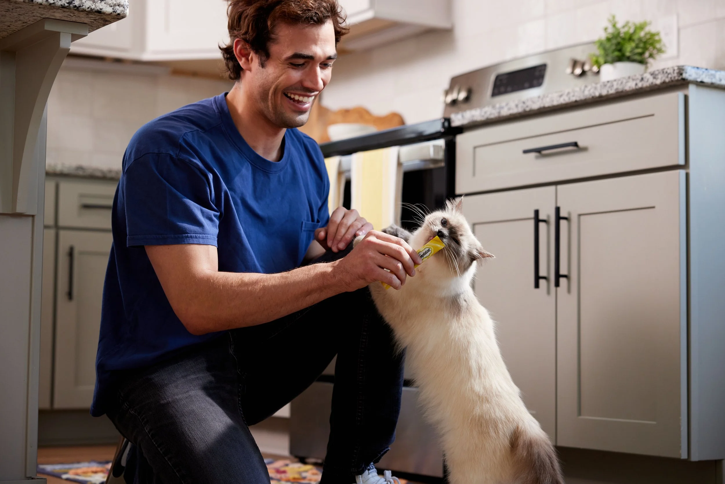 Mars _Temptations_Kitchen_PureeTreats_0027.jpg