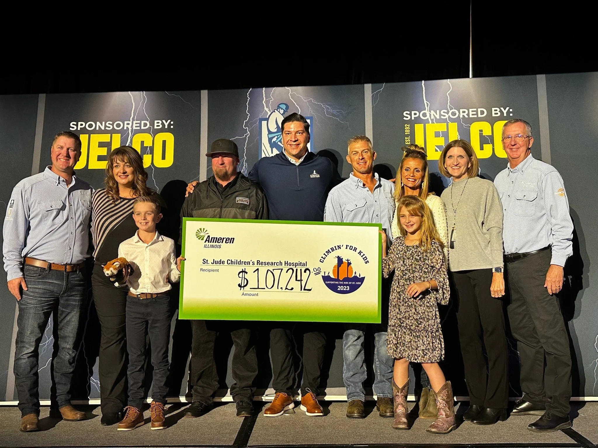 climbin for kids big group.jpg