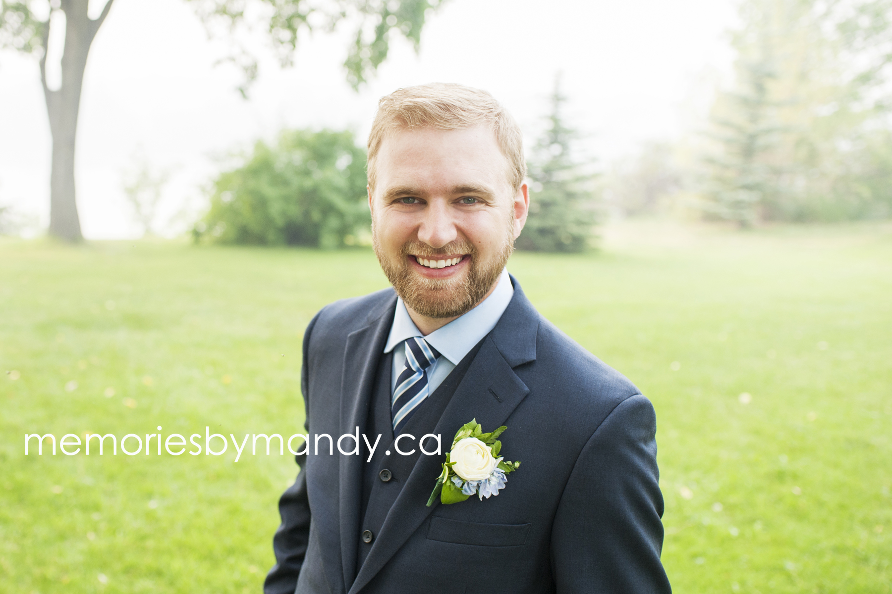 Saskatoon wedding photographer (86).jpg