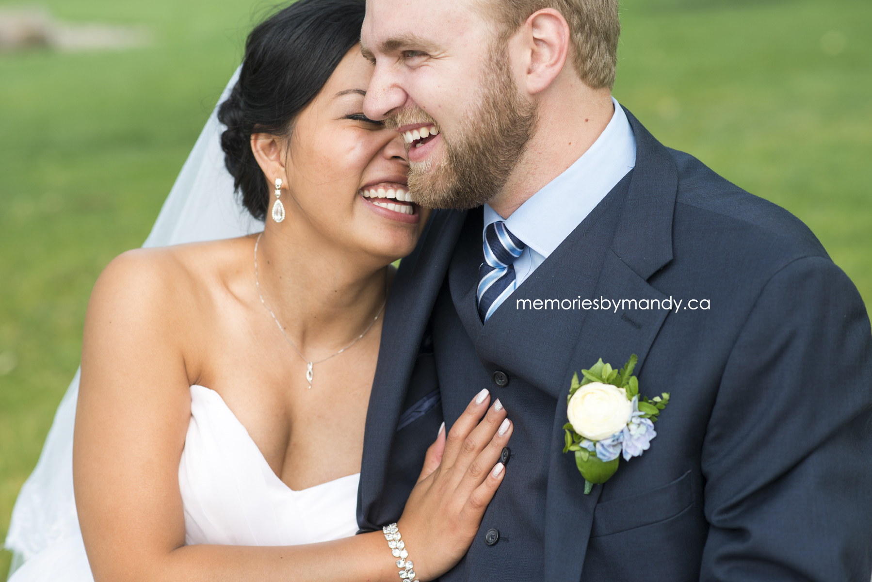 Saskatoon wedding photographer (92).jpg