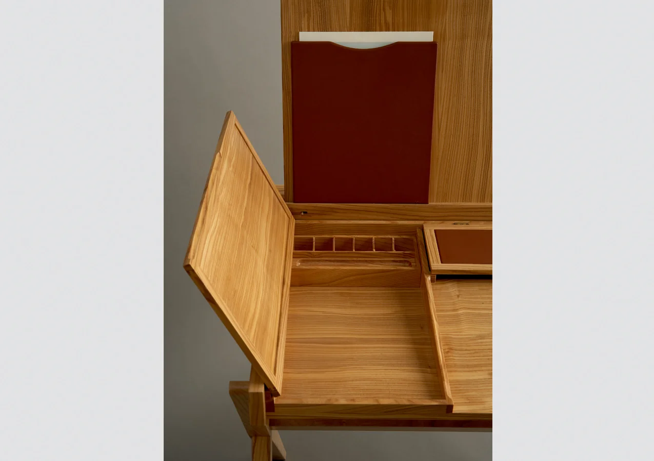 Maxime Old Inspired Desk