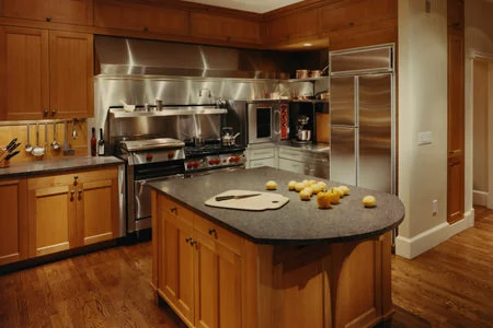Hamilton Kitchen: Photography by Steve Rosenthal / Kitchen Design: Paul Reidt