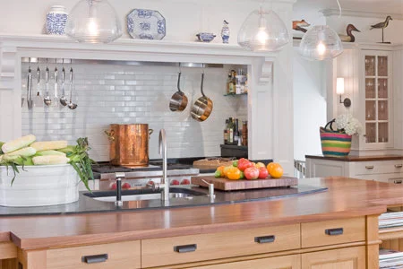 West Newton Hill Kitchen: Photography by Michael J. Lee / Kitchen Design: Paul Reidt
