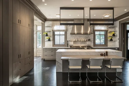 Brattle Street II Kitchen: Photography by Richard Mandelkorn / Architecture: Adolfo Perez Architect / Interior Design: Manuel de Santaren / Builder: S+H Construction